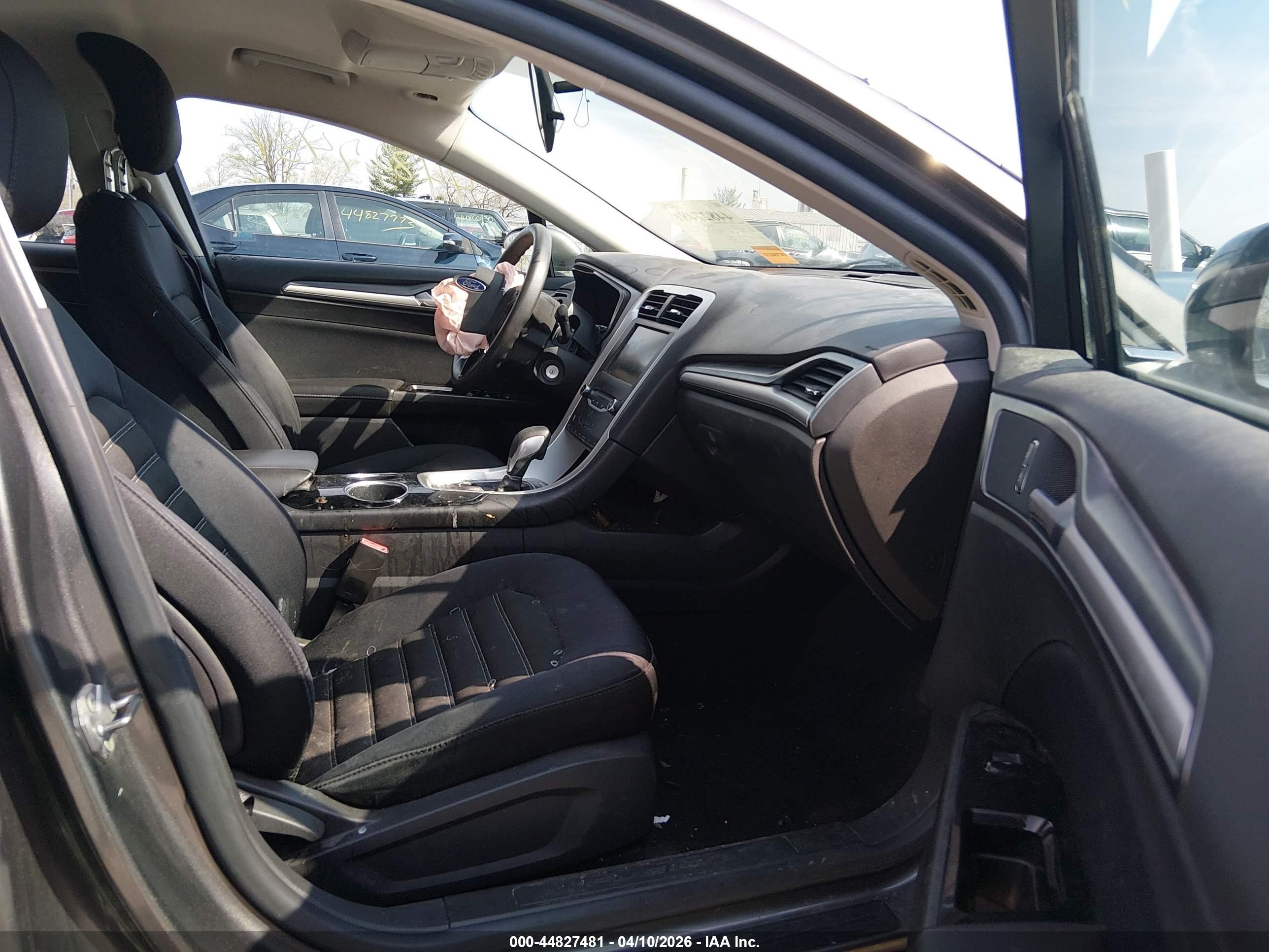 2013 Ford Fusion Se Gray vin: 3FA6P0H73DR370118