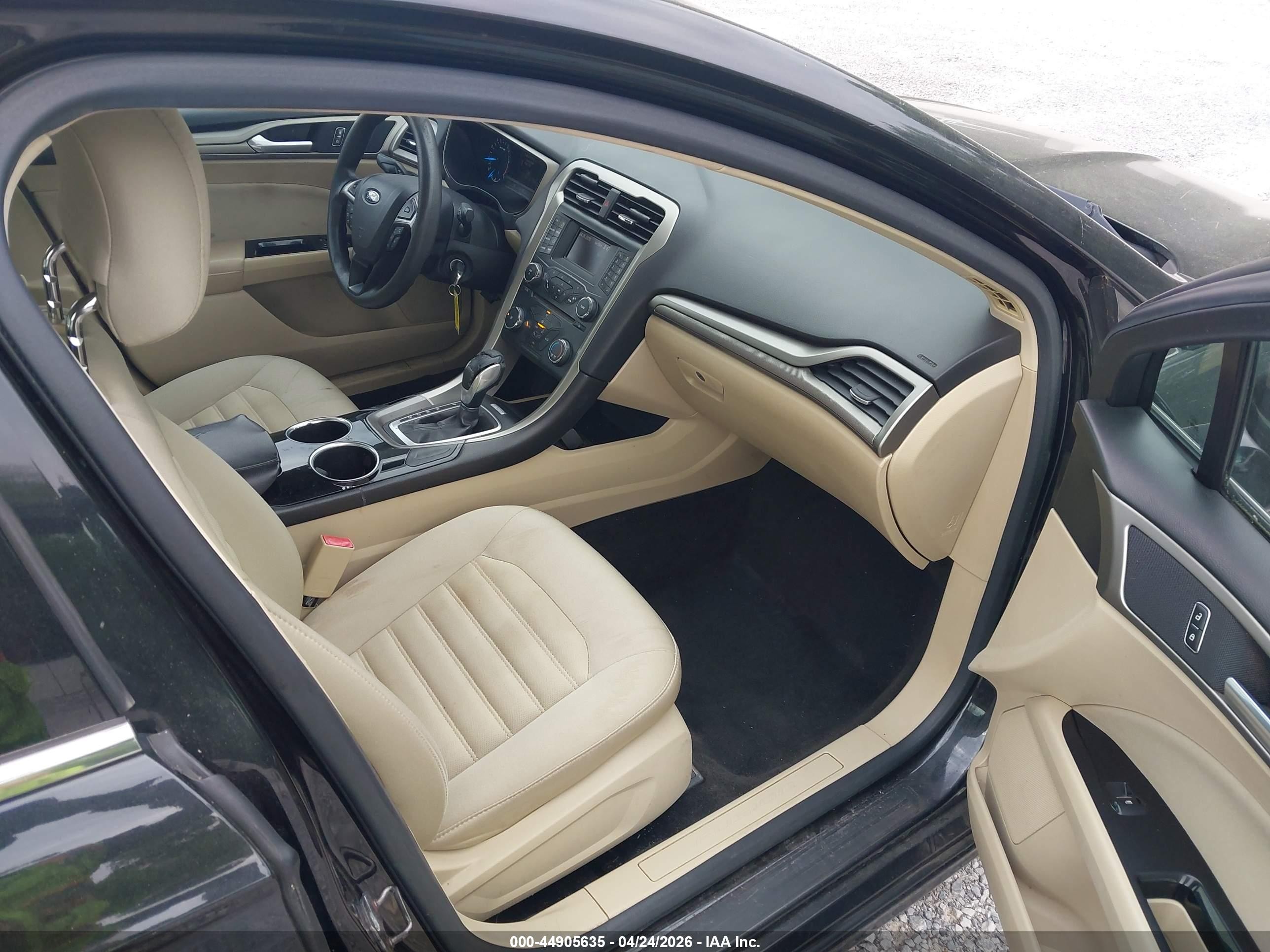 2013 Ford Fusion Se Black vin: 3FA6P0H73DR381412