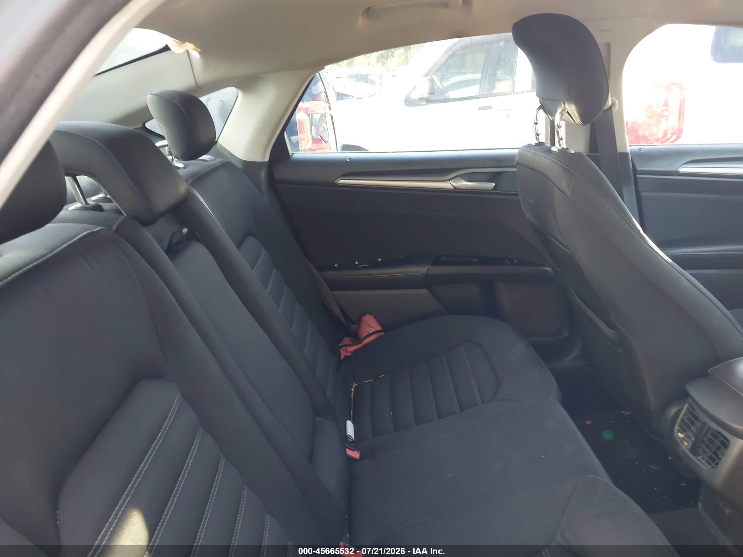 2014 Ford Fusion Se Silver vin: 3FA6P0H73ER187674