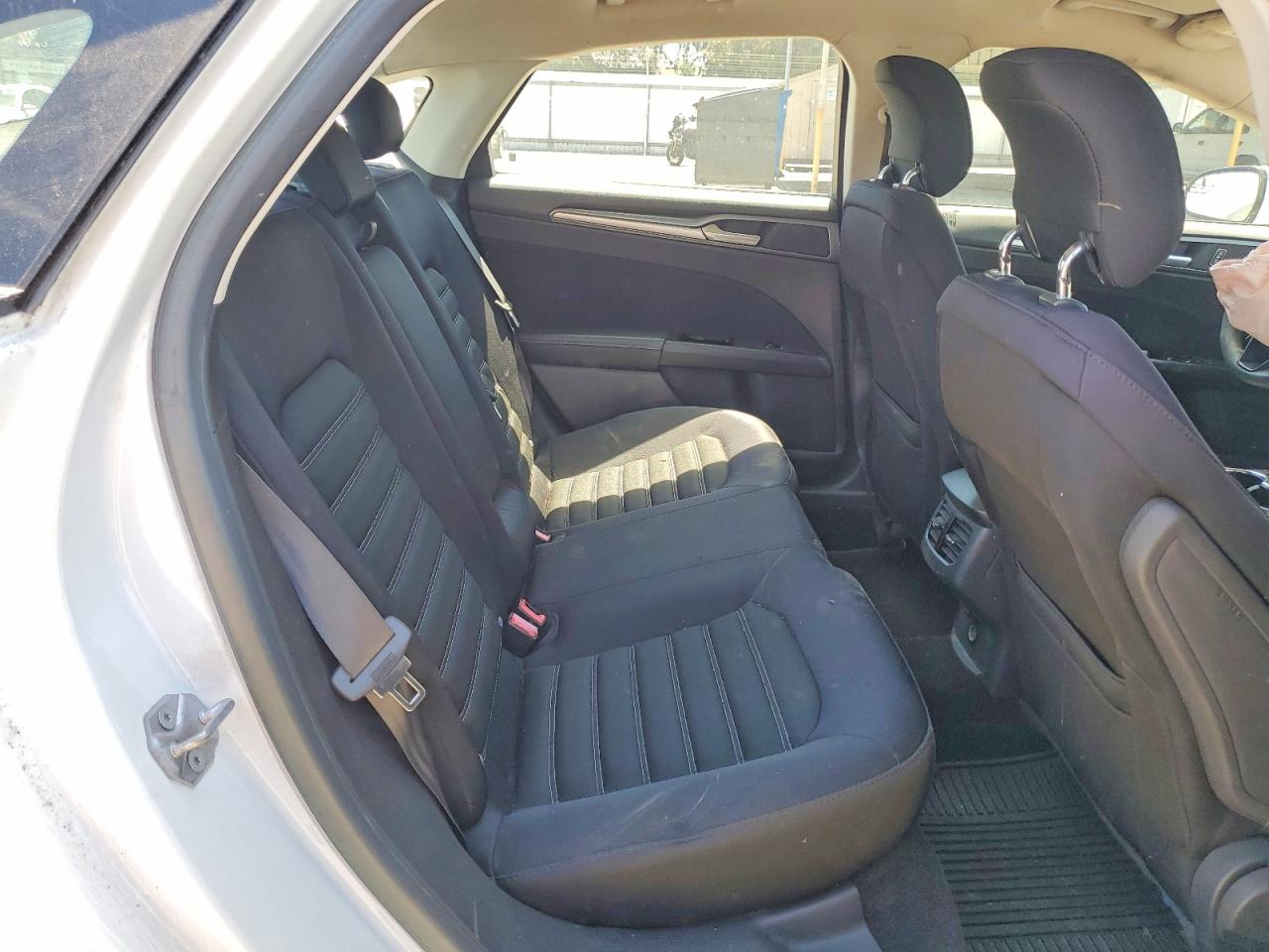 2014 Ford Fusion Se White vin: 3FA6P0H73ER292487