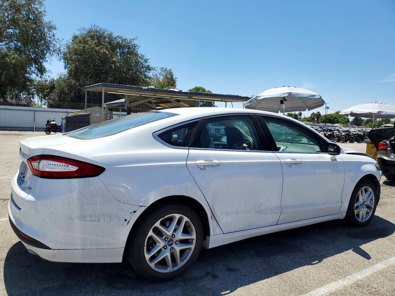 2014 Ford Fusion Se White vin: 3FA6P0H73ER292487