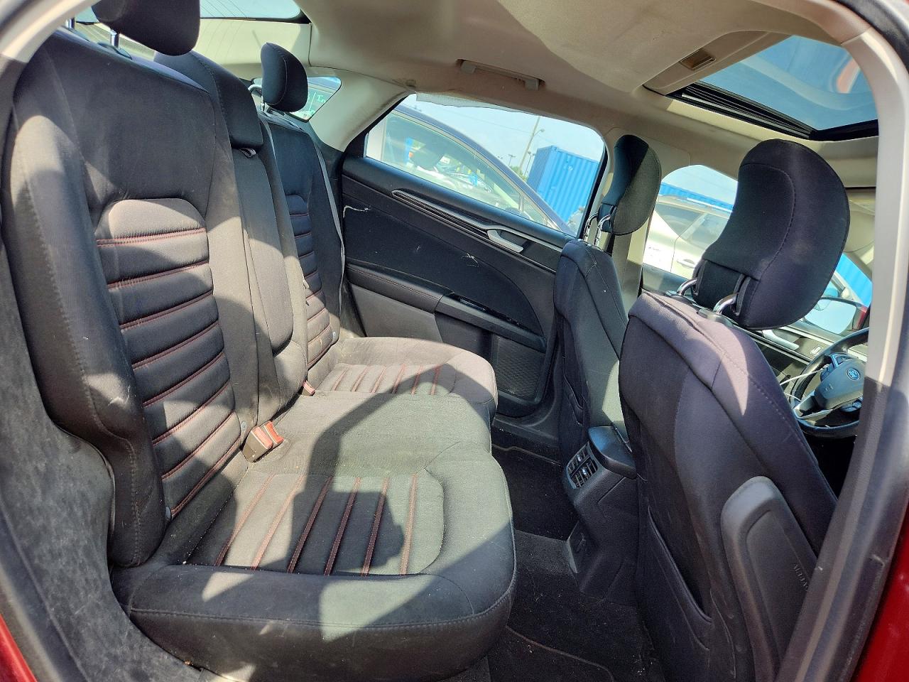 2014 Ford Fusion Se Red vin: 3FA6P0H73ER297480
