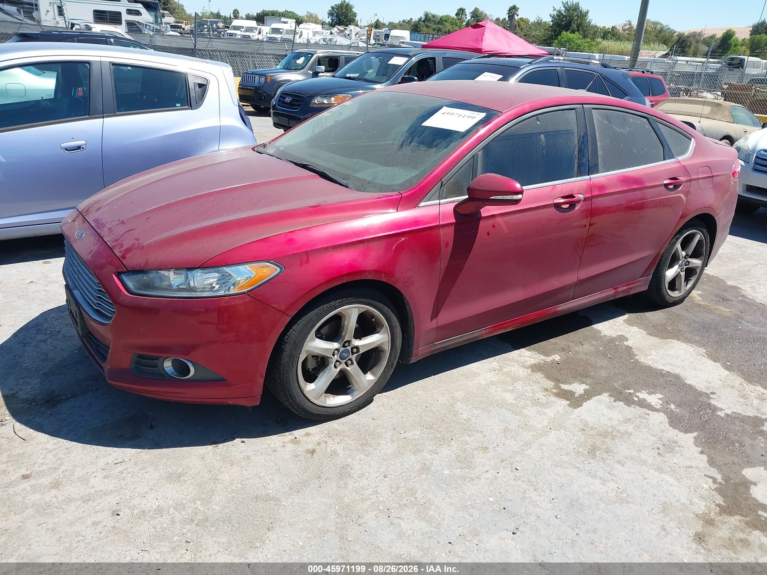 2014 Ford Fusion Se Красный vin: 3FA6P0H73ER393402