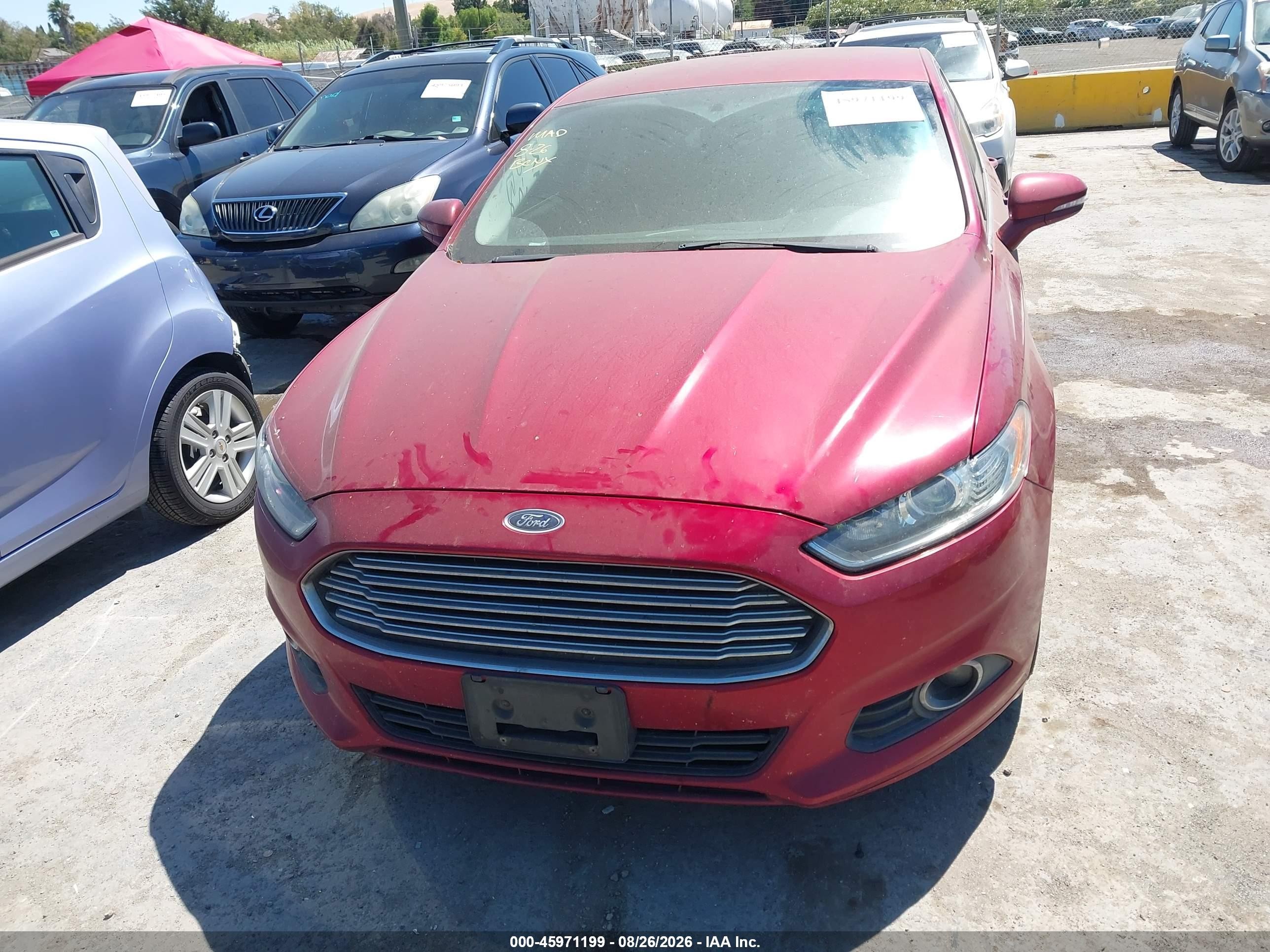 2014 Ford Fusion Se Красный vin: 3FA6P0H73ER393402