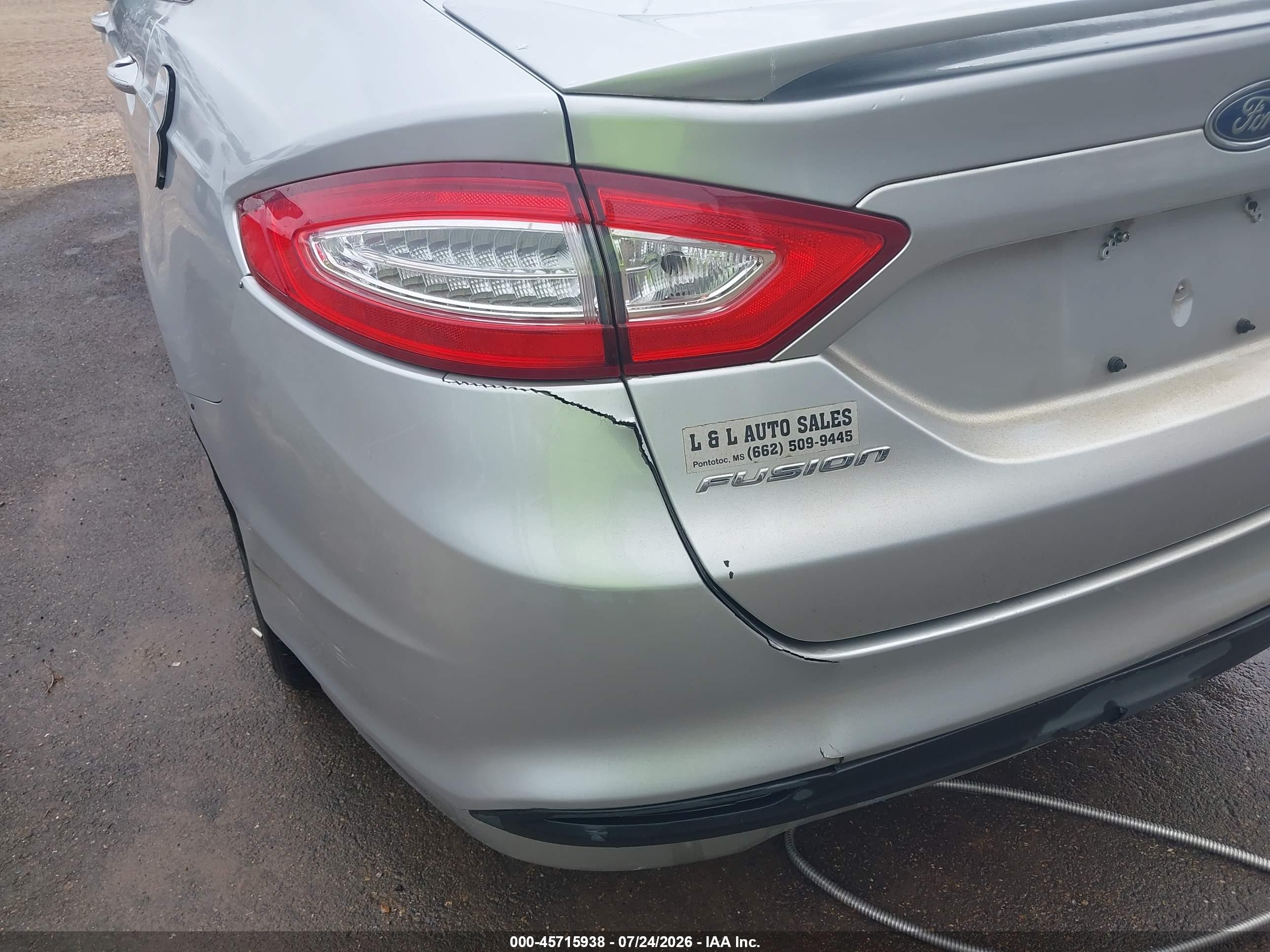 2014 Ford Fusion Se Серебряный vin: 3FA6P0H73ER394923