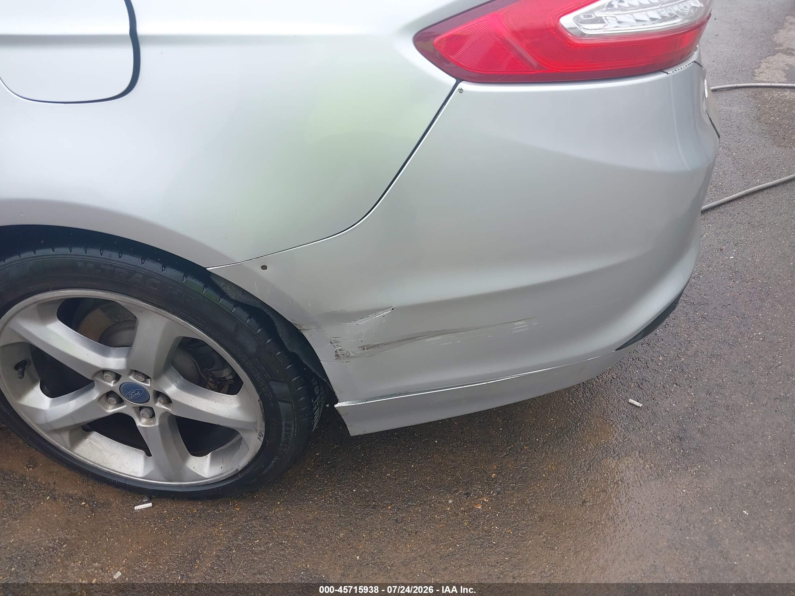 2014 Ford Fusion Se Серебряный vin: 3FA6P0H73ER394923