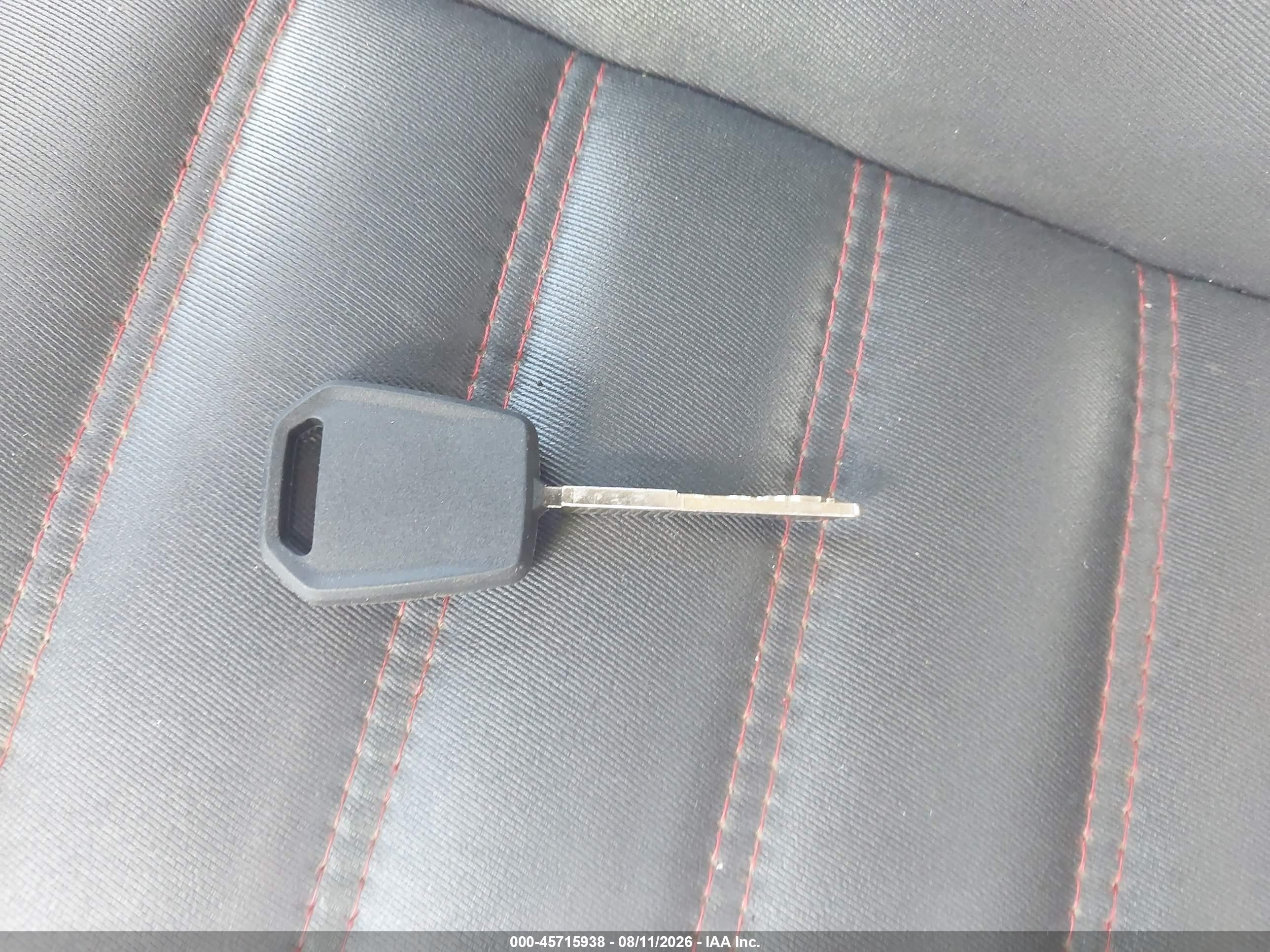 2014 Ford Fusion Se Серебряный vin: 3FA6P0H73ER394923