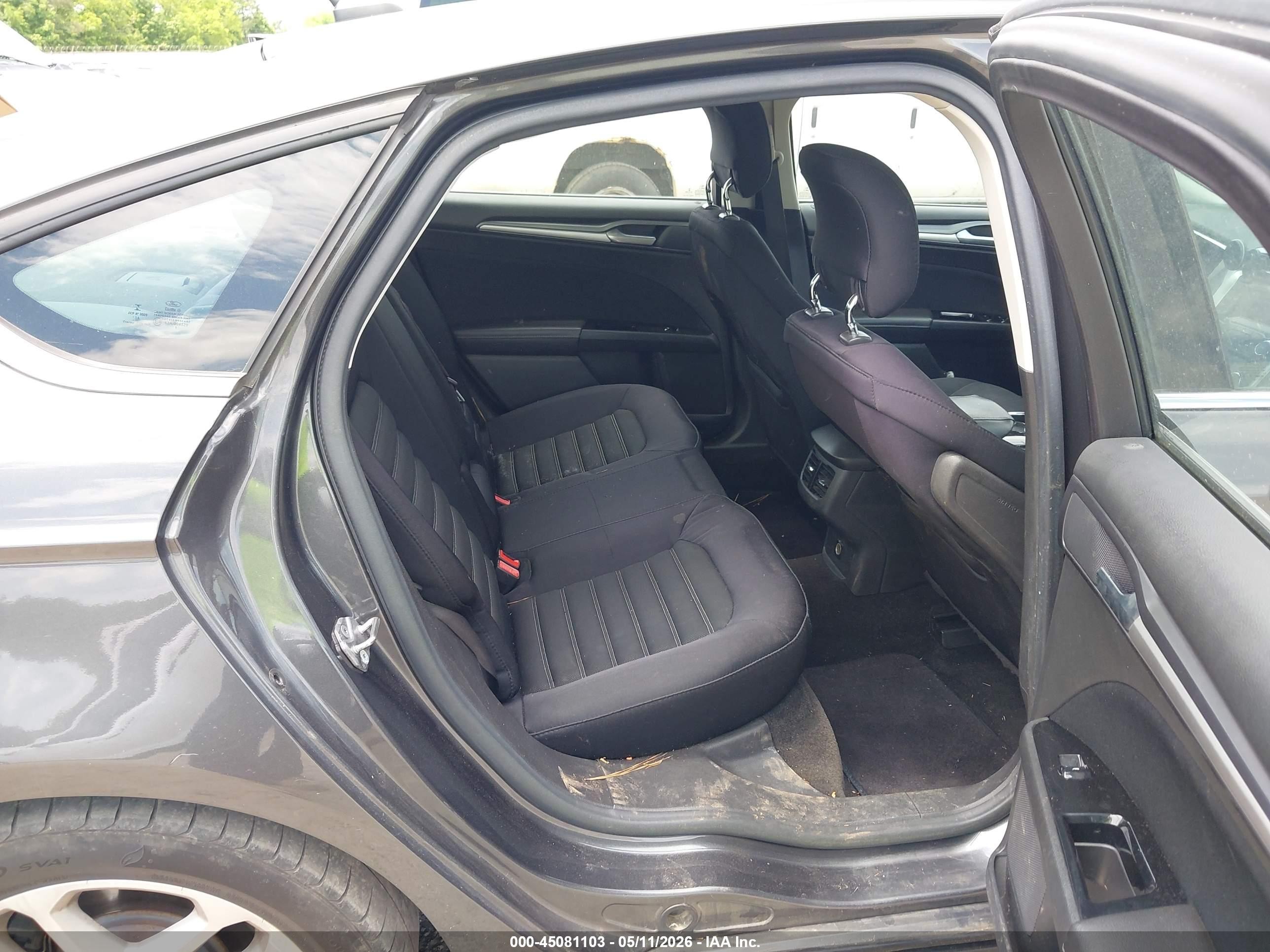 2015 Ford Fusion Se Серый vin: 3FA6P0H73FR111423