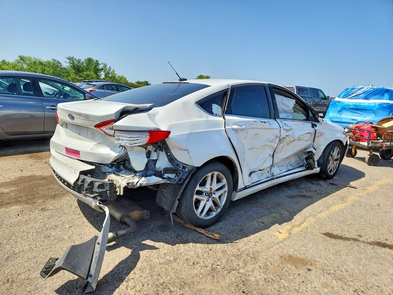 2015 Ford Fusion Белый vin: 3FA6P0H73FR210713