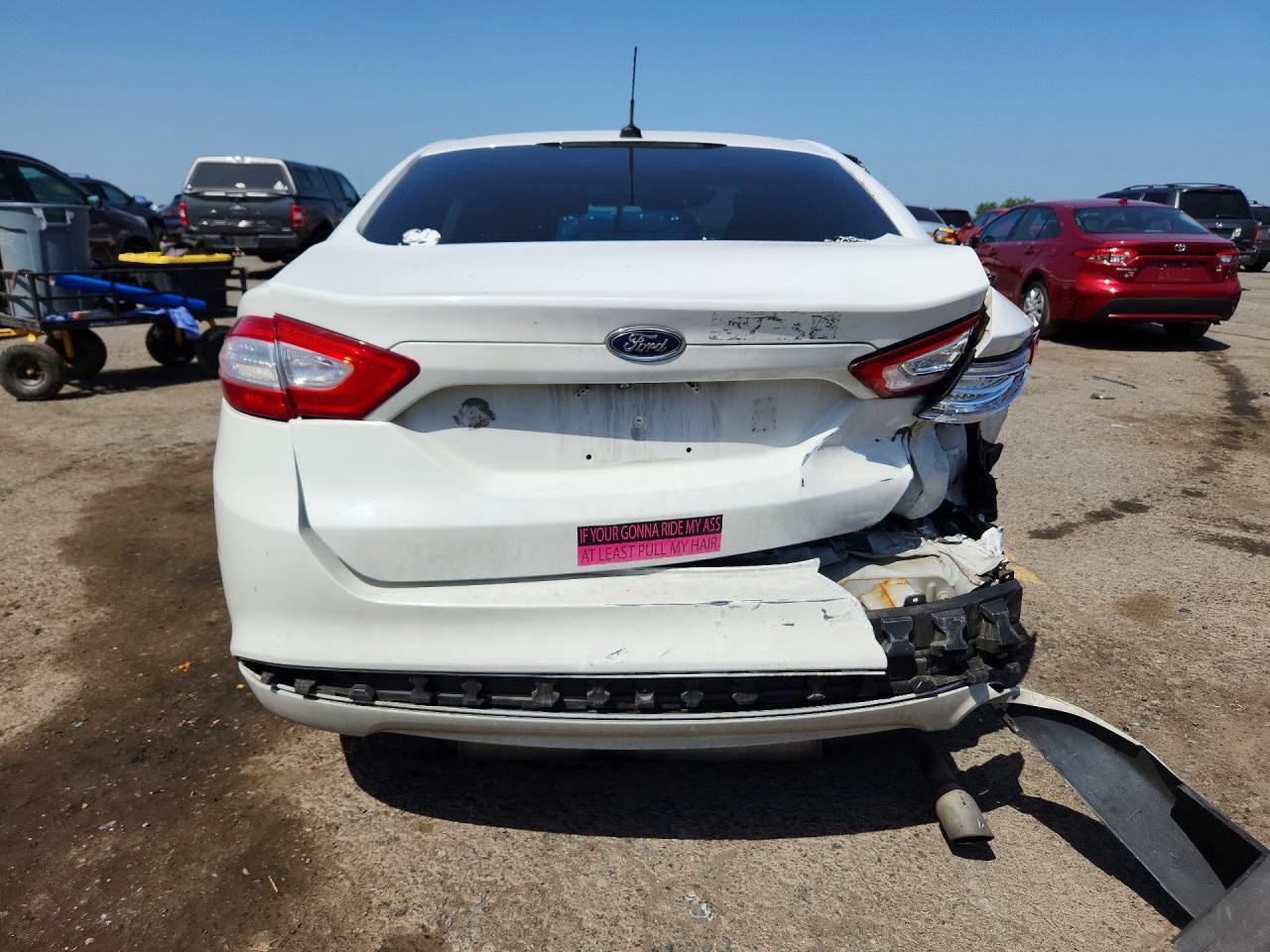 2015 Ford Fusion Белый vin: 3FA6P0H73FR210713