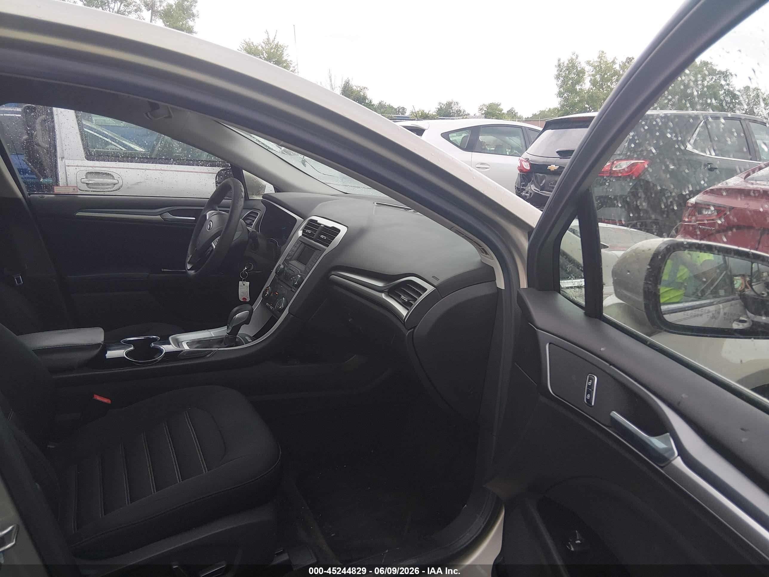 2015 Ford Fusion Se Tan vin: 3FA6P0H73FR262844