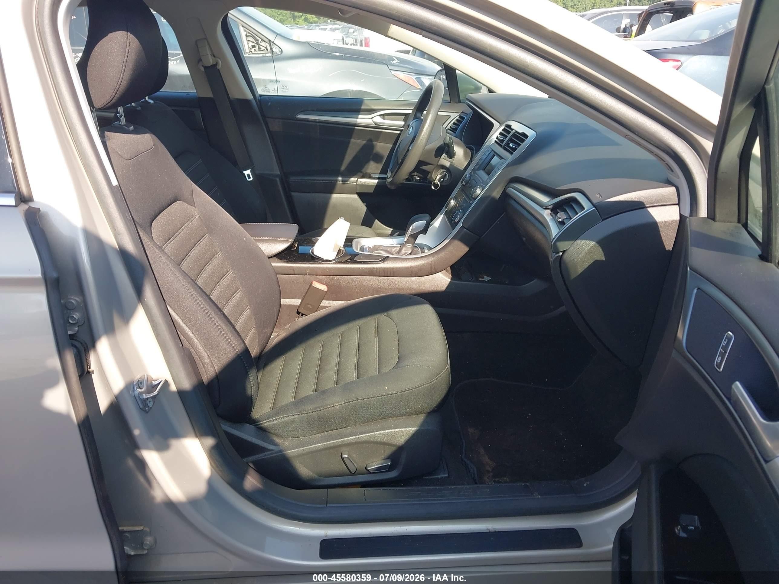 2015 Ford Fusion Se Gray vin: 3FA6P0H73FR302016