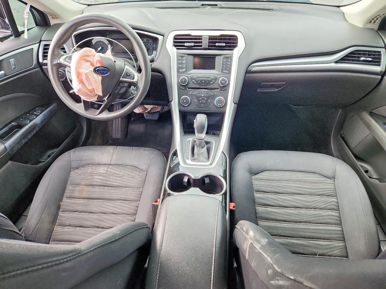 2016 Ford Fusion Se Белый vin: 3FA6P0H73GR343523