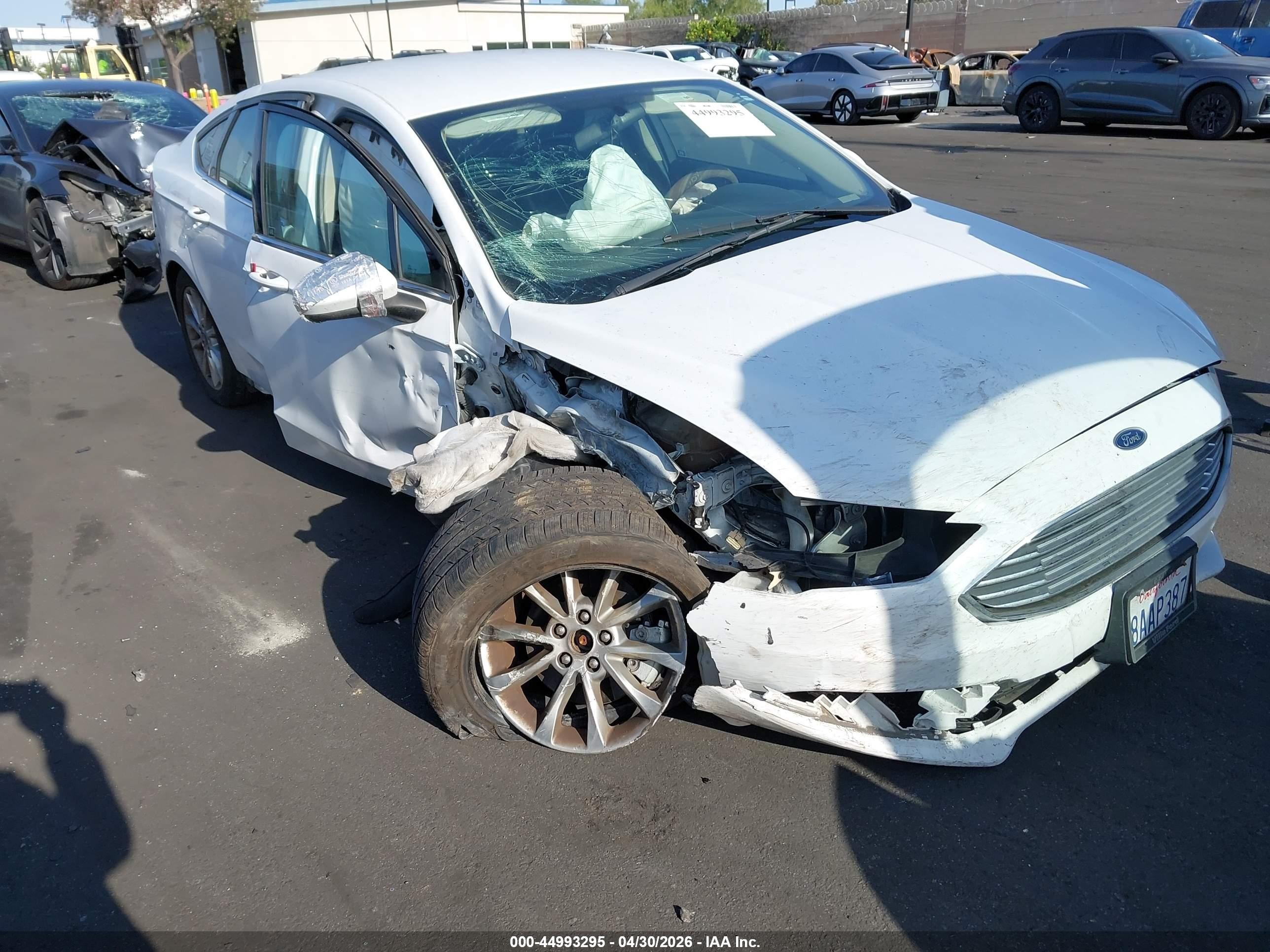 2017 Ford Fusion Se White vin: 3FA6P0H73HR398944