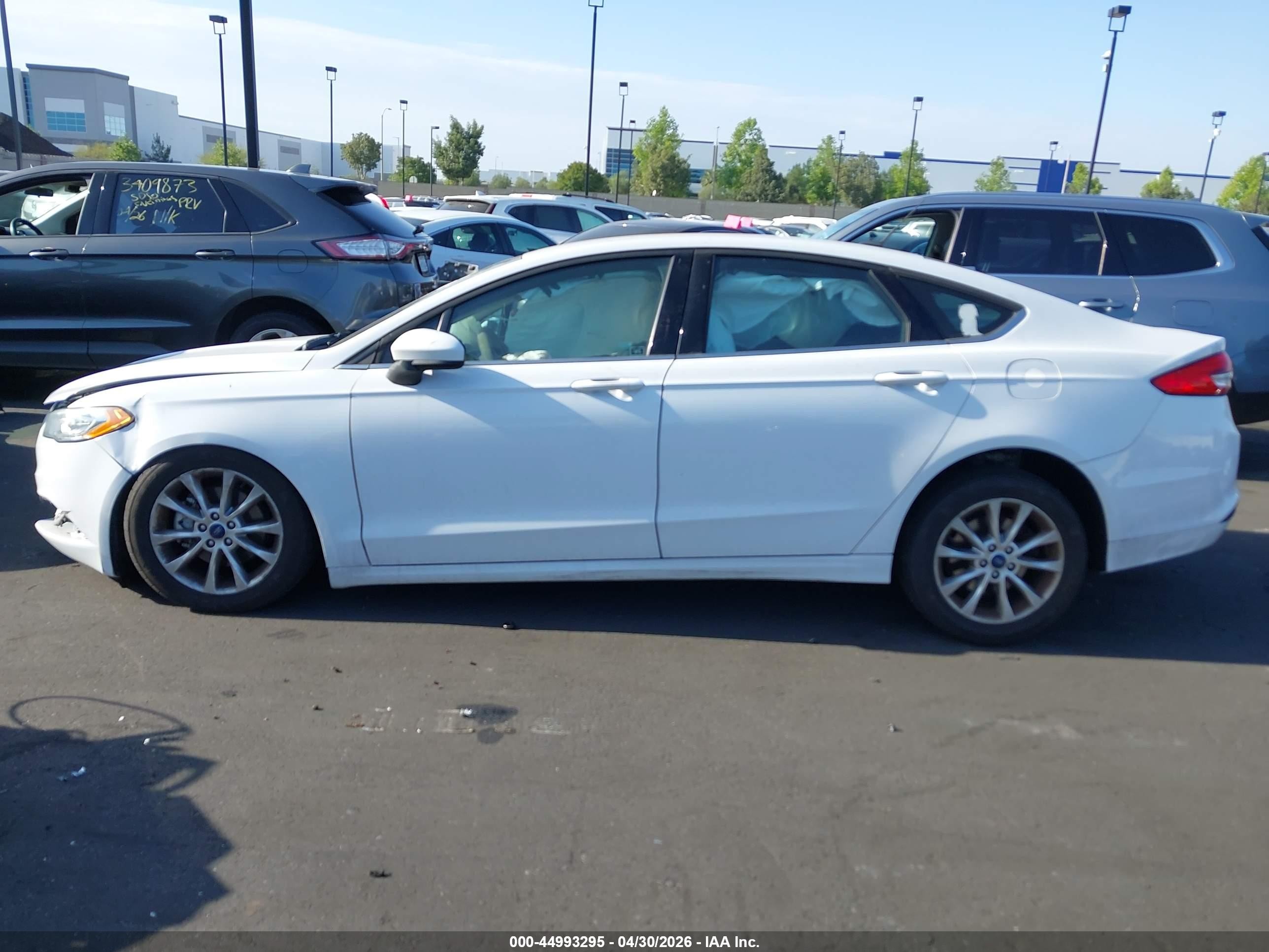 2017 Ford Fusion Se White vin: 3FA6P0H73HR398944