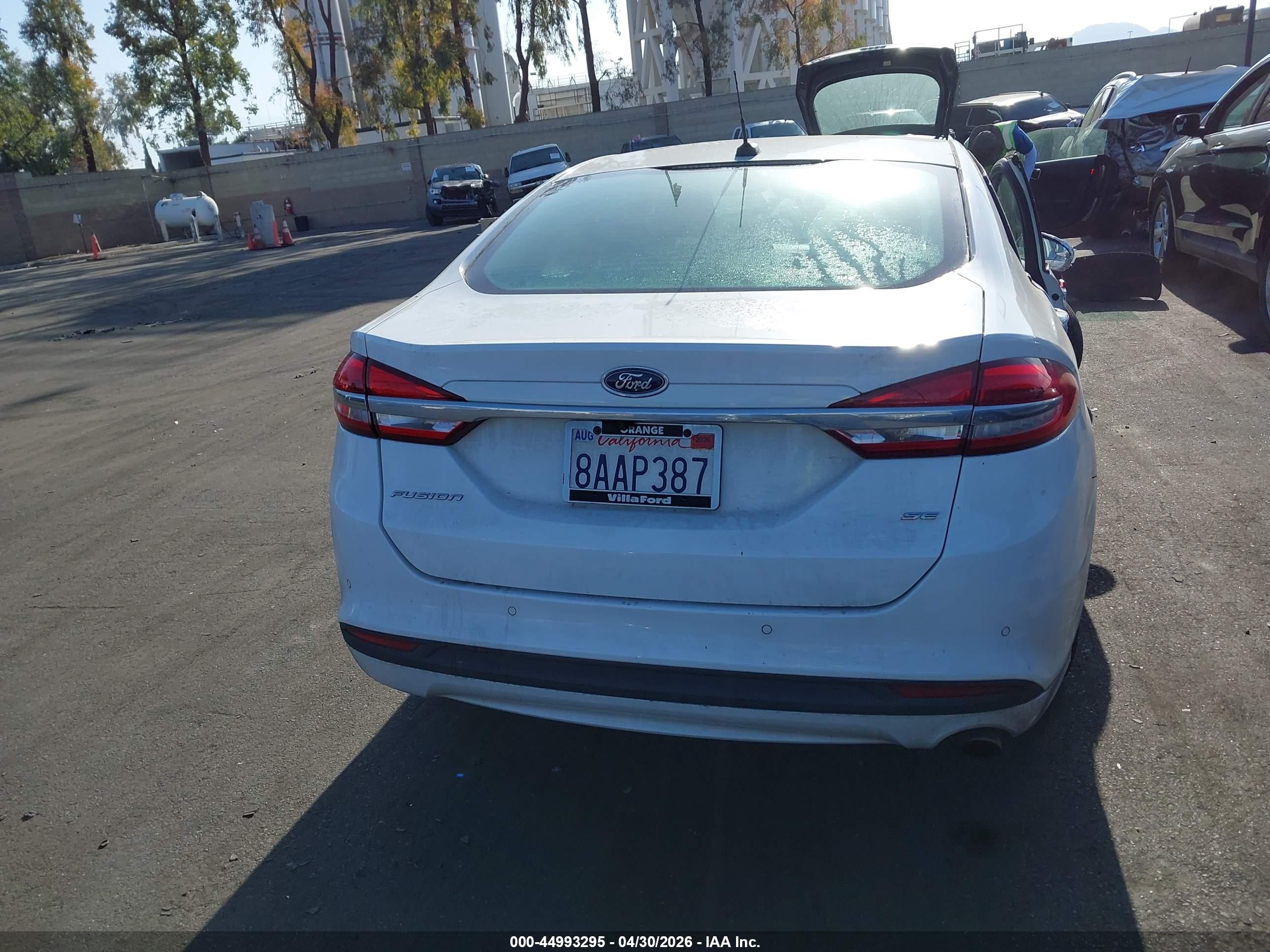 2017 Ford Fusion Se White vin: 3FA6P0H73HR398944