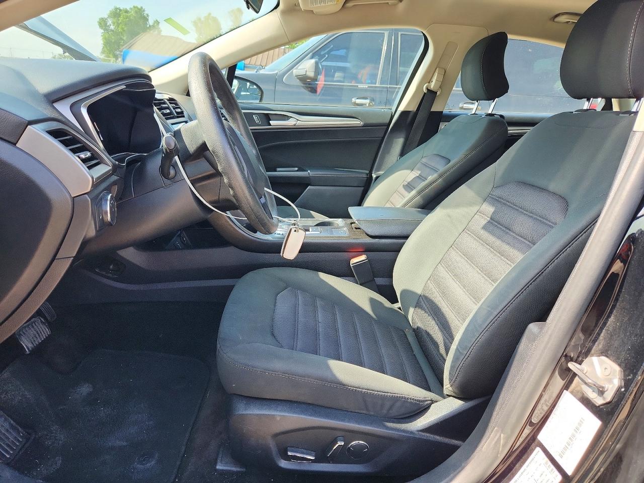 2017 Ford Fusion Se Black vin: 3FA6P0H73HR415466