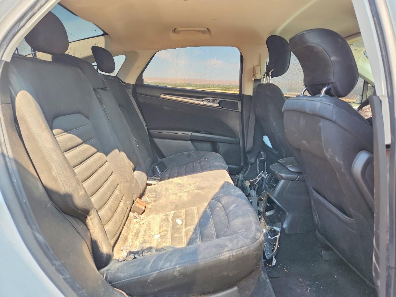 2013 Ford Fusion Se White vin: 3FA6P0H74DR119723