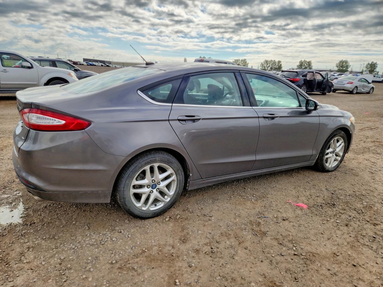 2013 Ford Fusion Se Gray vin: 3FA6P0H74DR121245