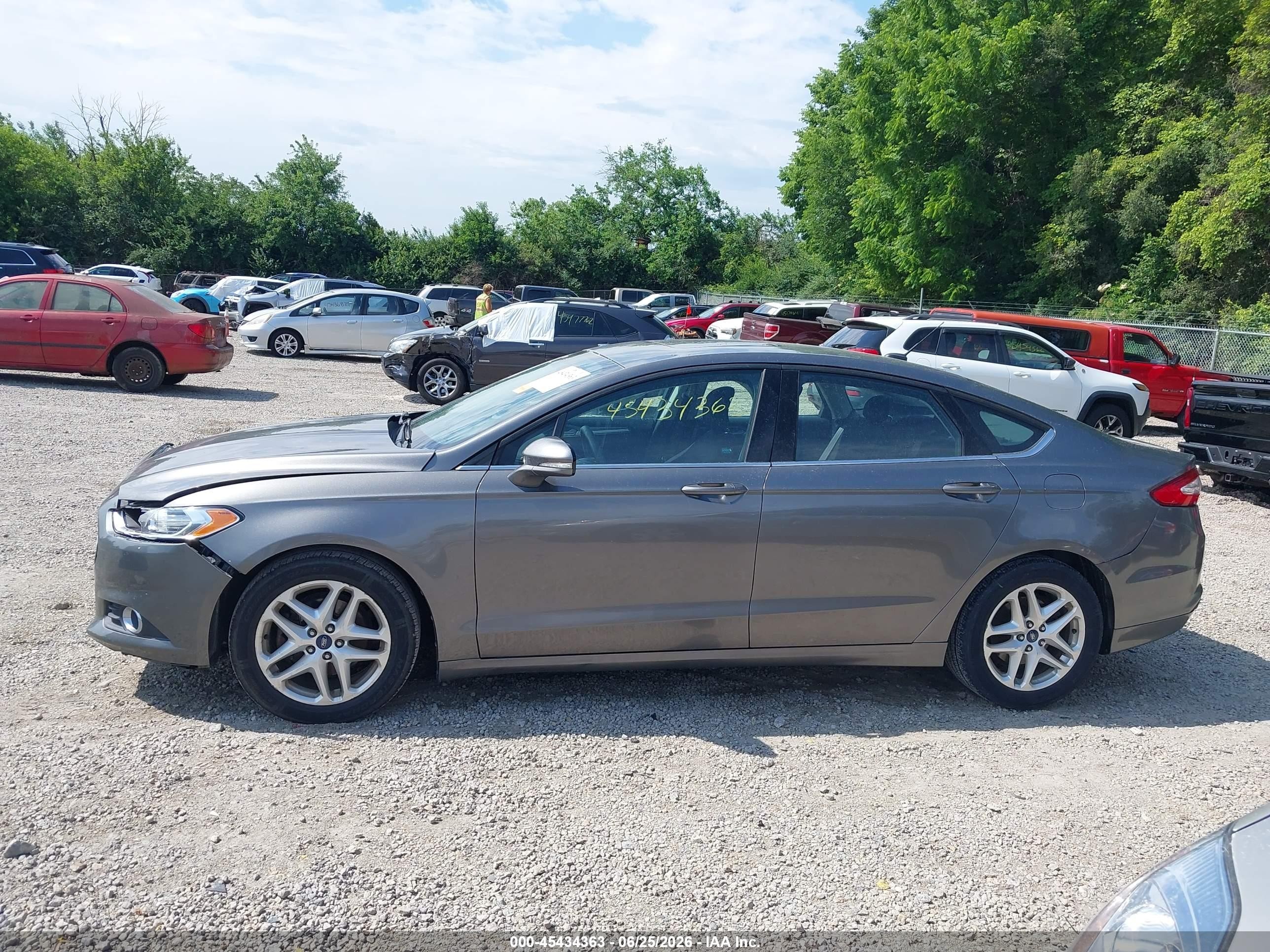 2013 Ford Fusion Se Gray vin: 3FA6P0H74DR123772
