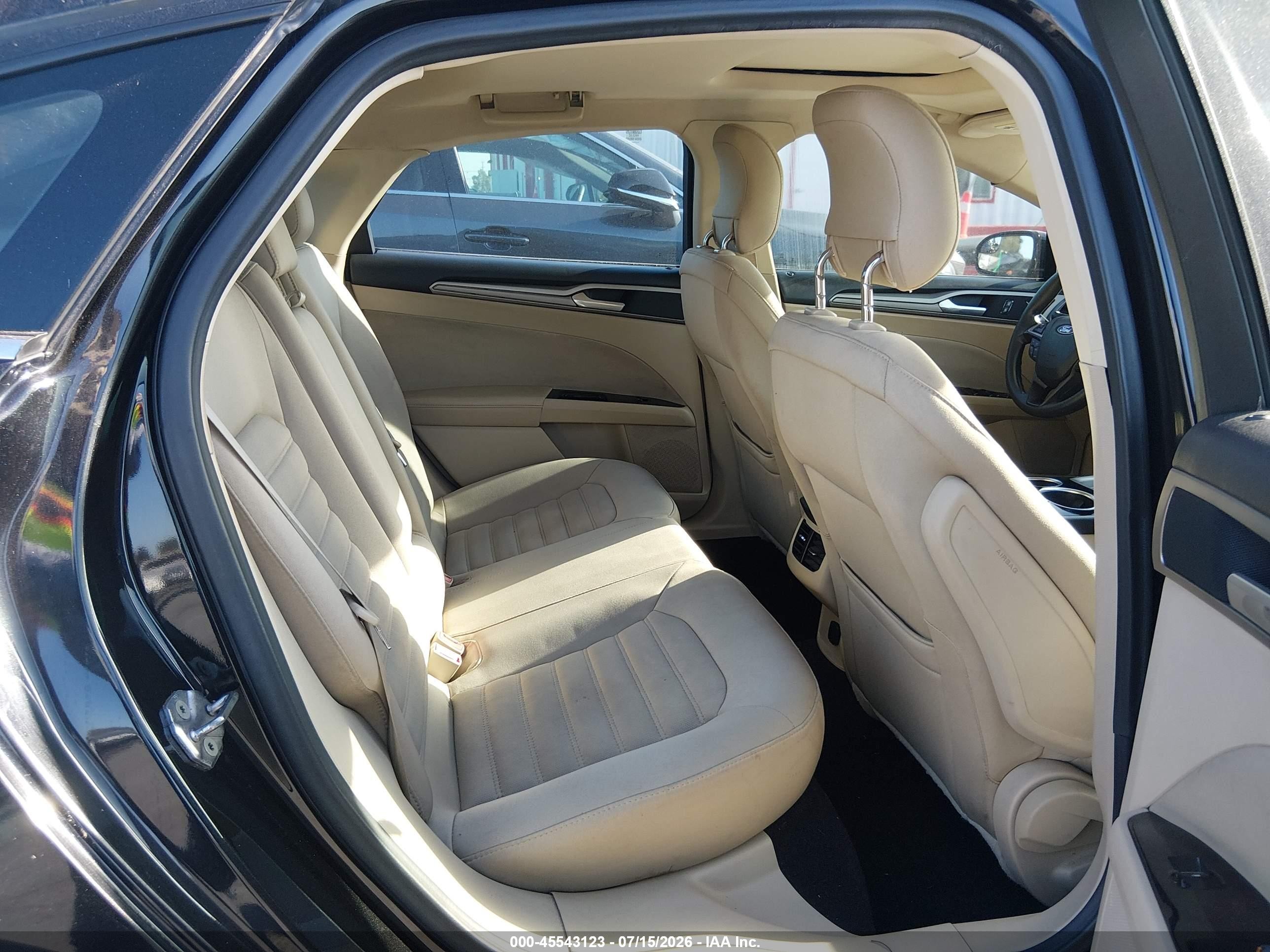 2013 Ford Fusion Se Черный vin: 3FA6P0H74DR137963