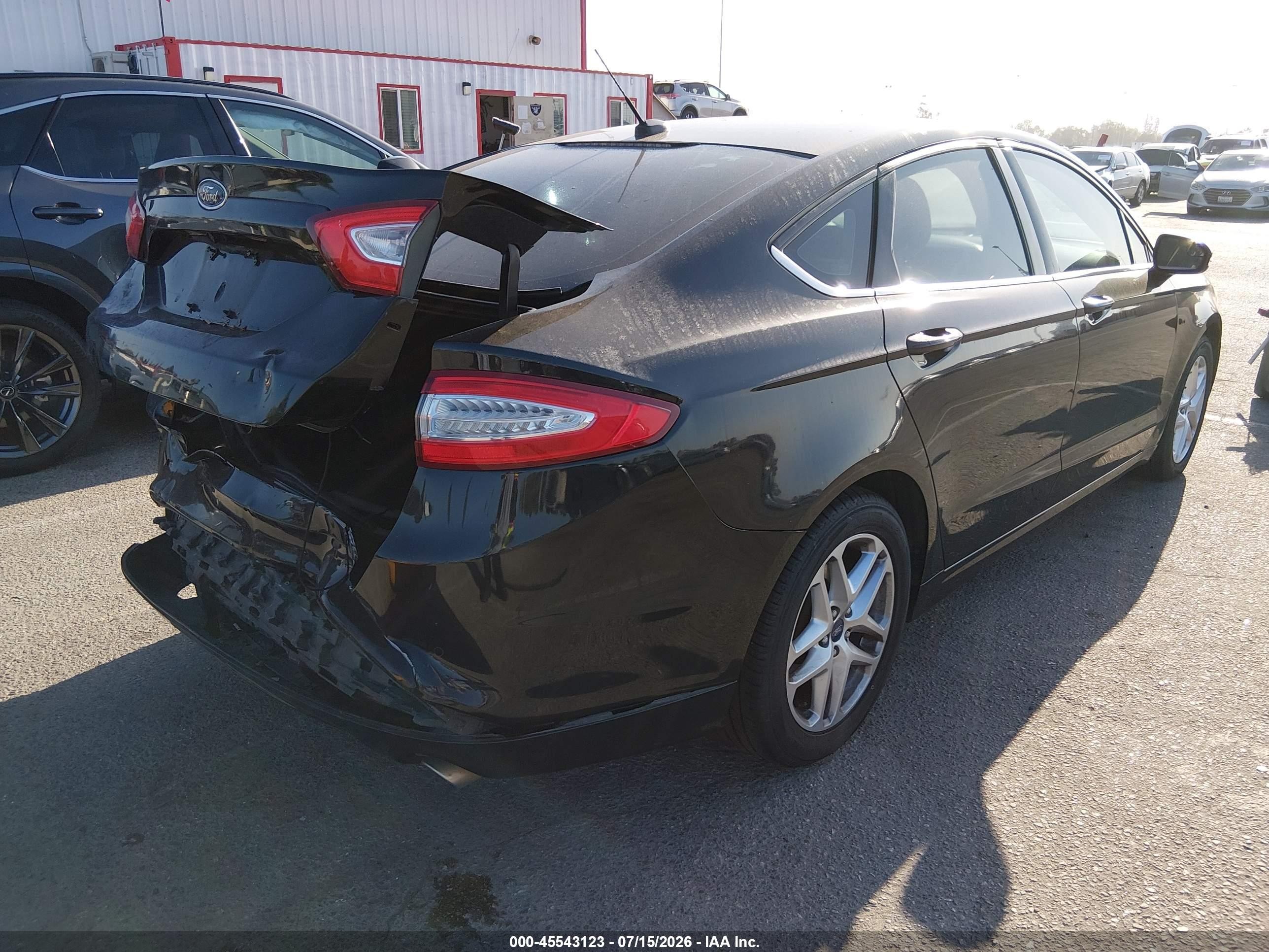 2013 Ford Fusion Se Черный vin: 3FA6P0H74DR137963
