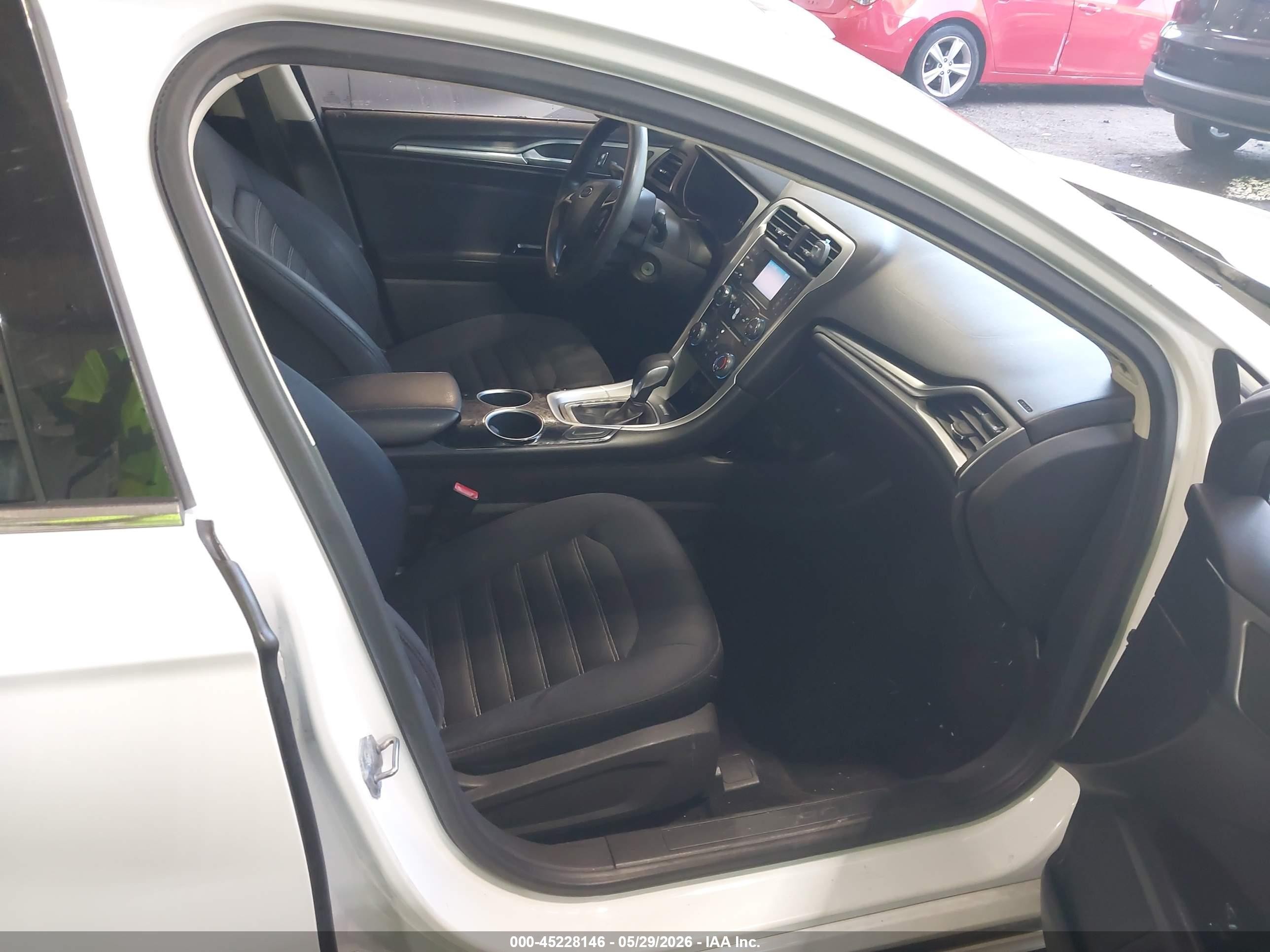 2013 Ford Fusion Se White vin: 3FA6P0H74DR160255