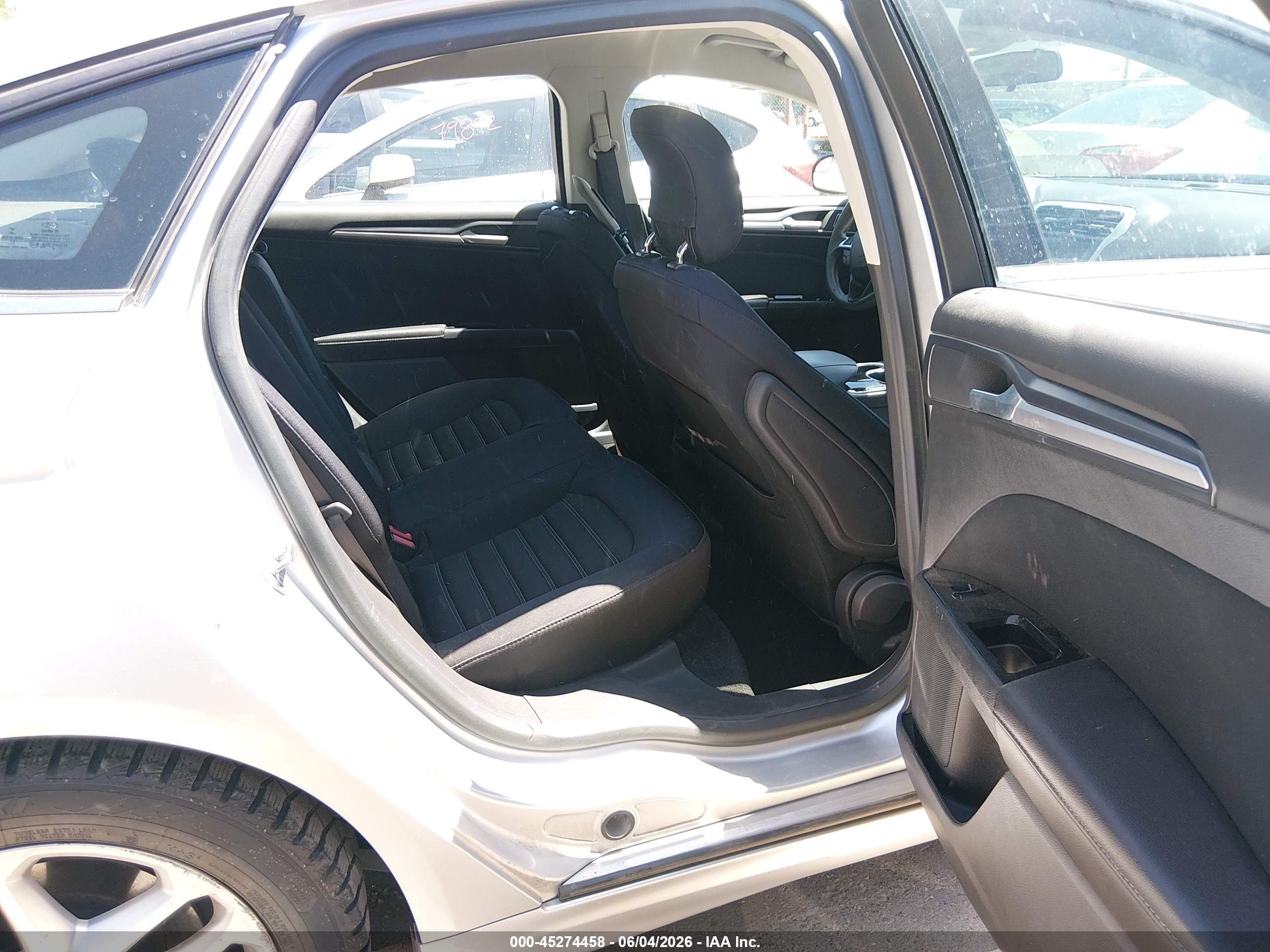 2013 Ford Fusion Se Silver vin: 3FA6P0H74DR177976
