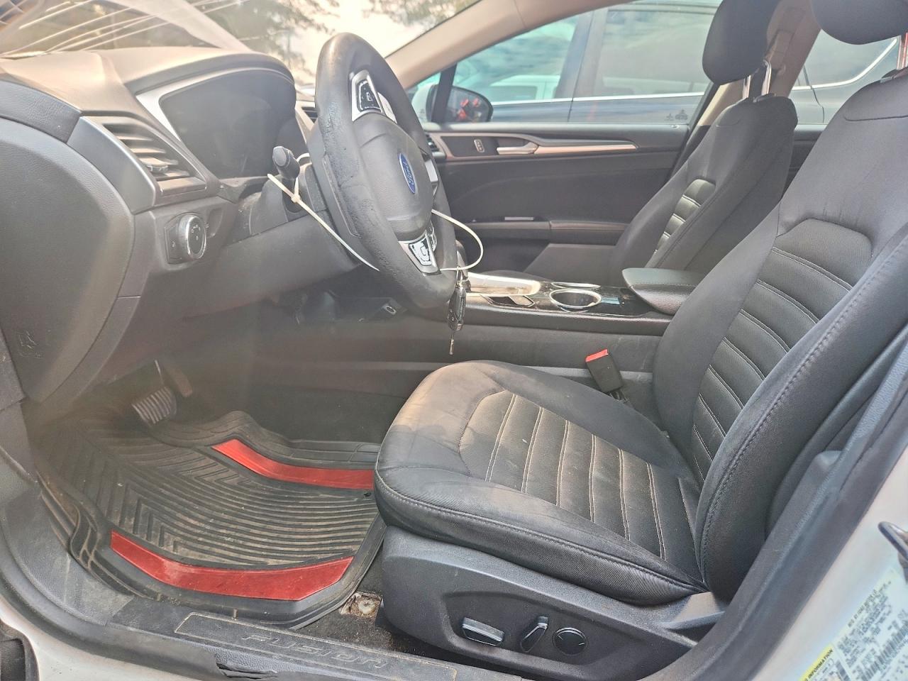 2013 Ford Fusion Se White vin: 3FA6P0H74DR249646