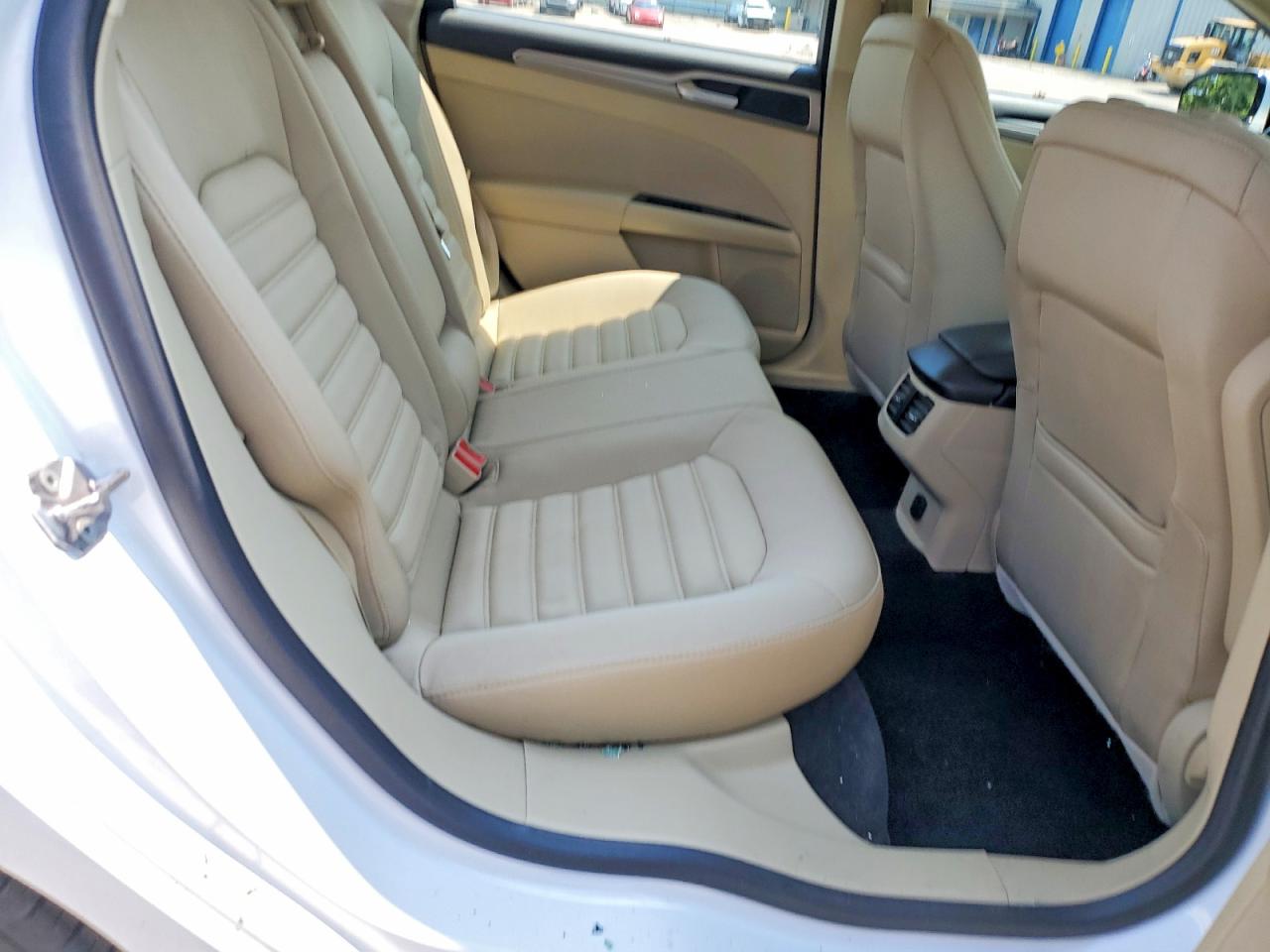 2013 Ford Fusion Se White vin: 3FA6P0H74DR259772