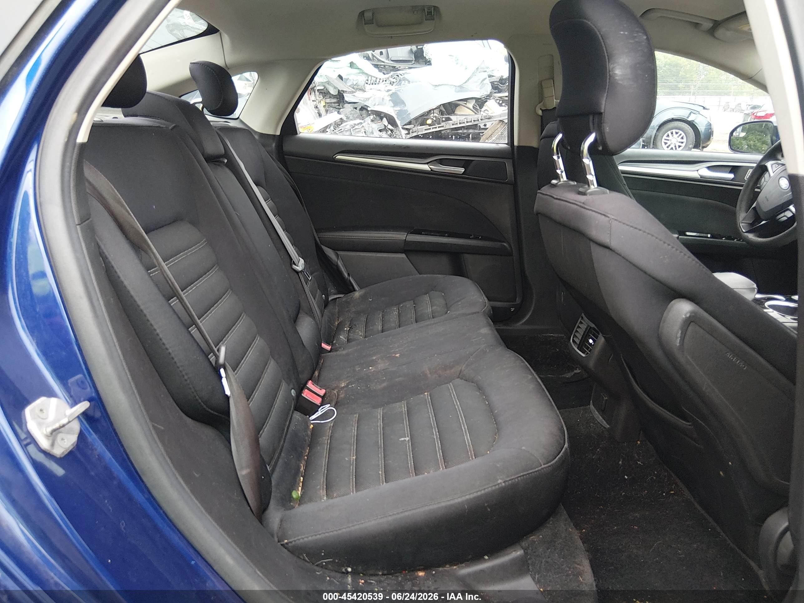 2014 Ford Fusion Se Blue vin: 3FA6P0H74ER124616