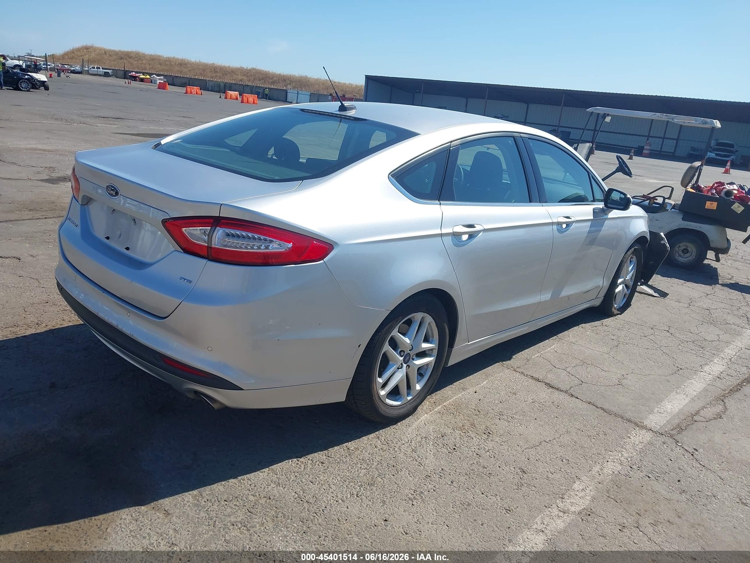 2014 Ford Fusion Se Silver vin: 3FA6P0H74ER143702