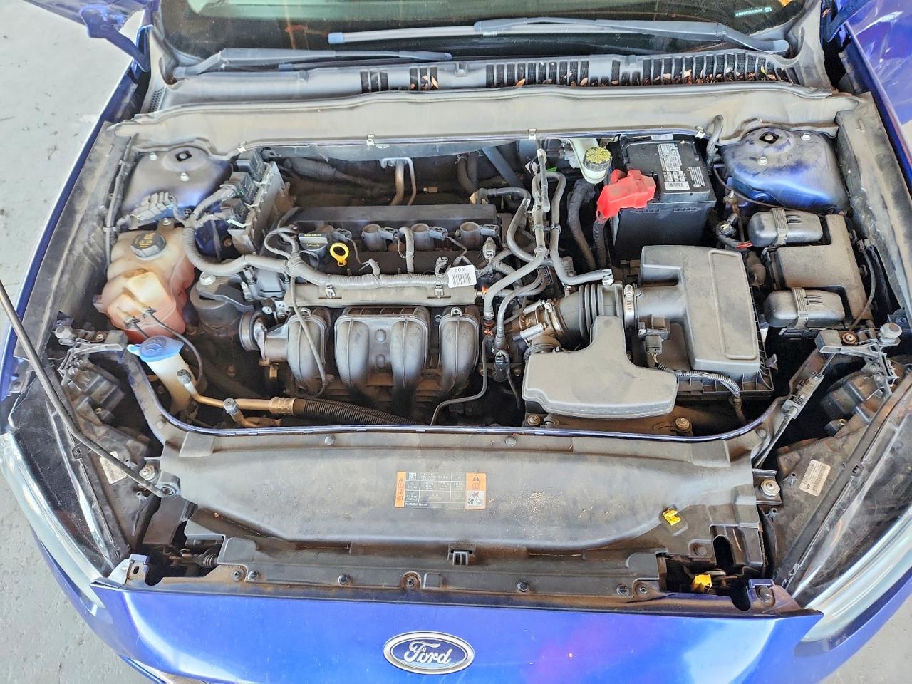 2014 Ford Fusion Se Синий vin: 3FA6P0H74ER170446