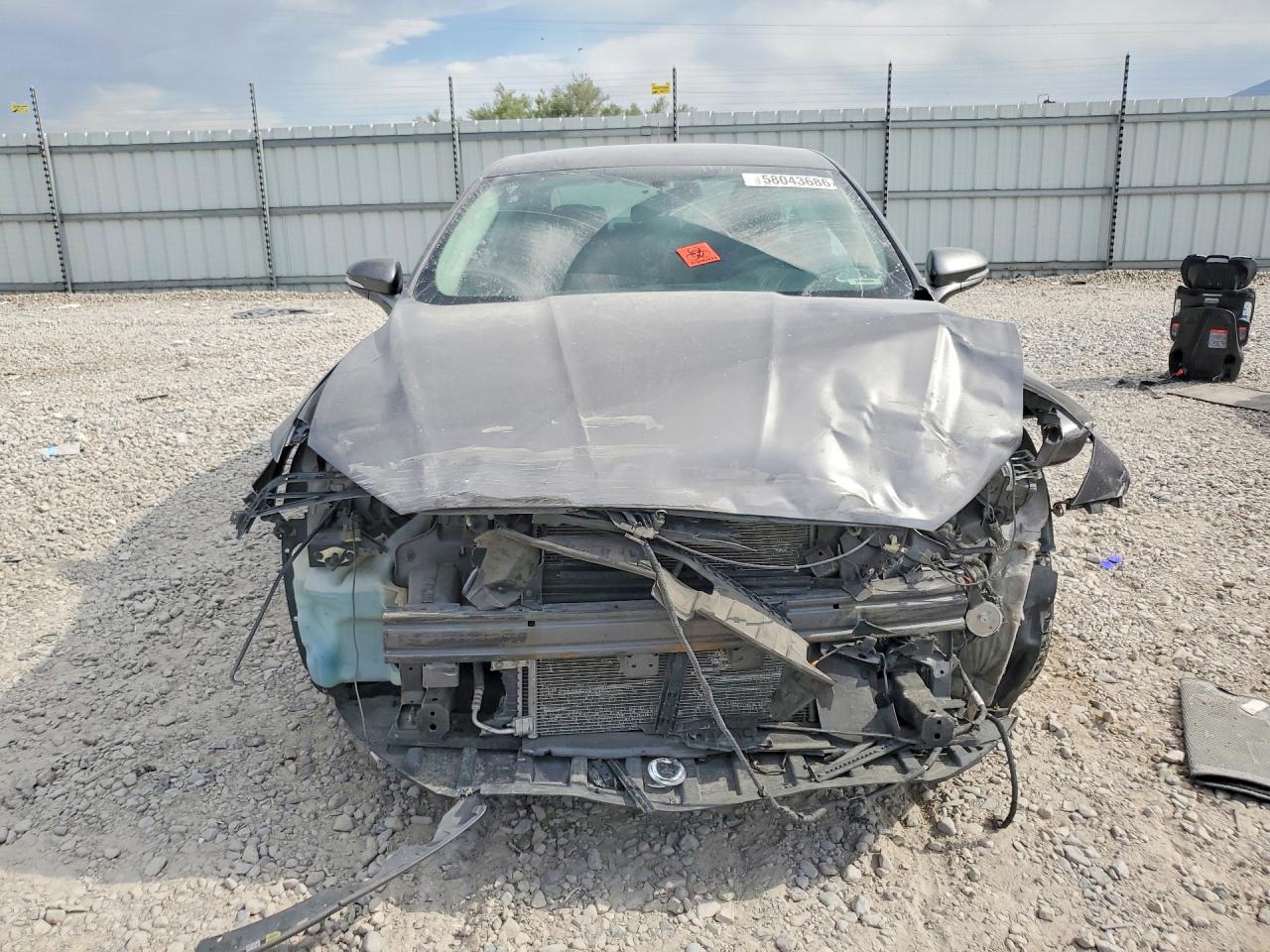 2014 Ford Fusion Se Угольный vin: 3FA6P0H74ER227292