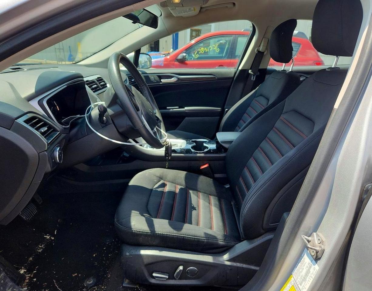 2014 Ford Fusion Se Silver vin: 3FA6P0H74ER329403