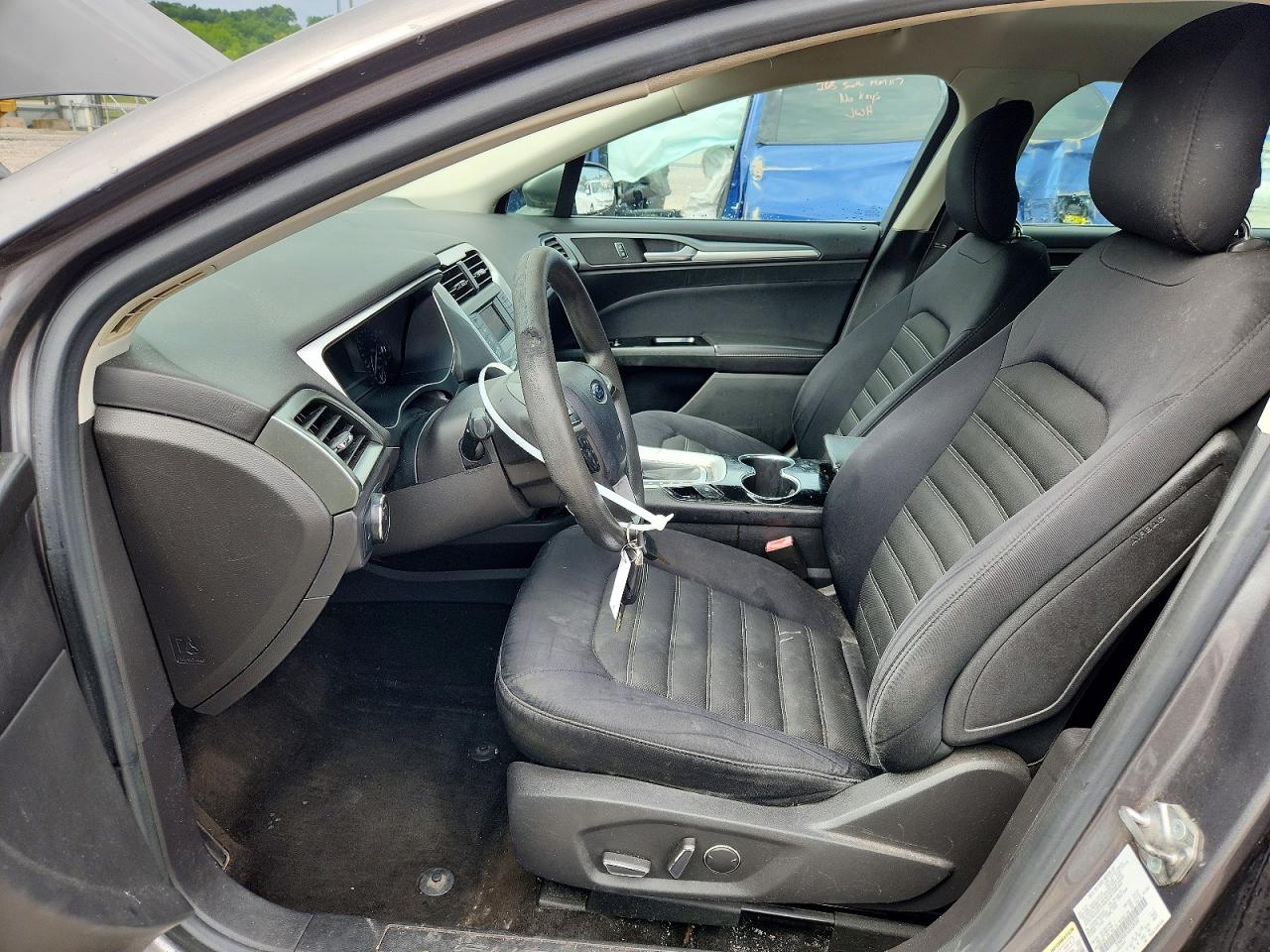 2014 Ford Fusion Se Серый vin: 3FA6P0H74ER339347