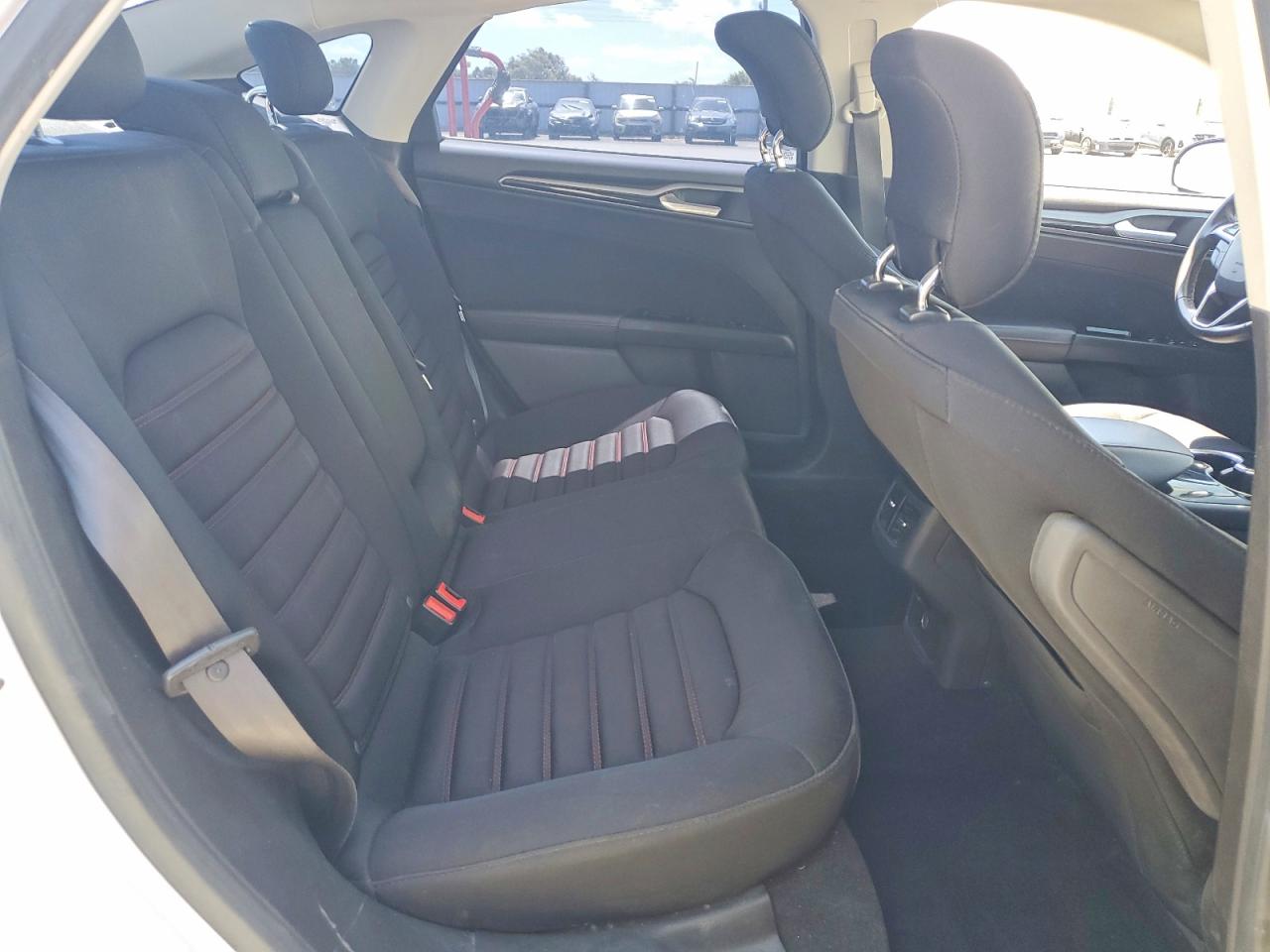 2014 Ford Fusion Se White vin: 3FA6P0H74ER356004