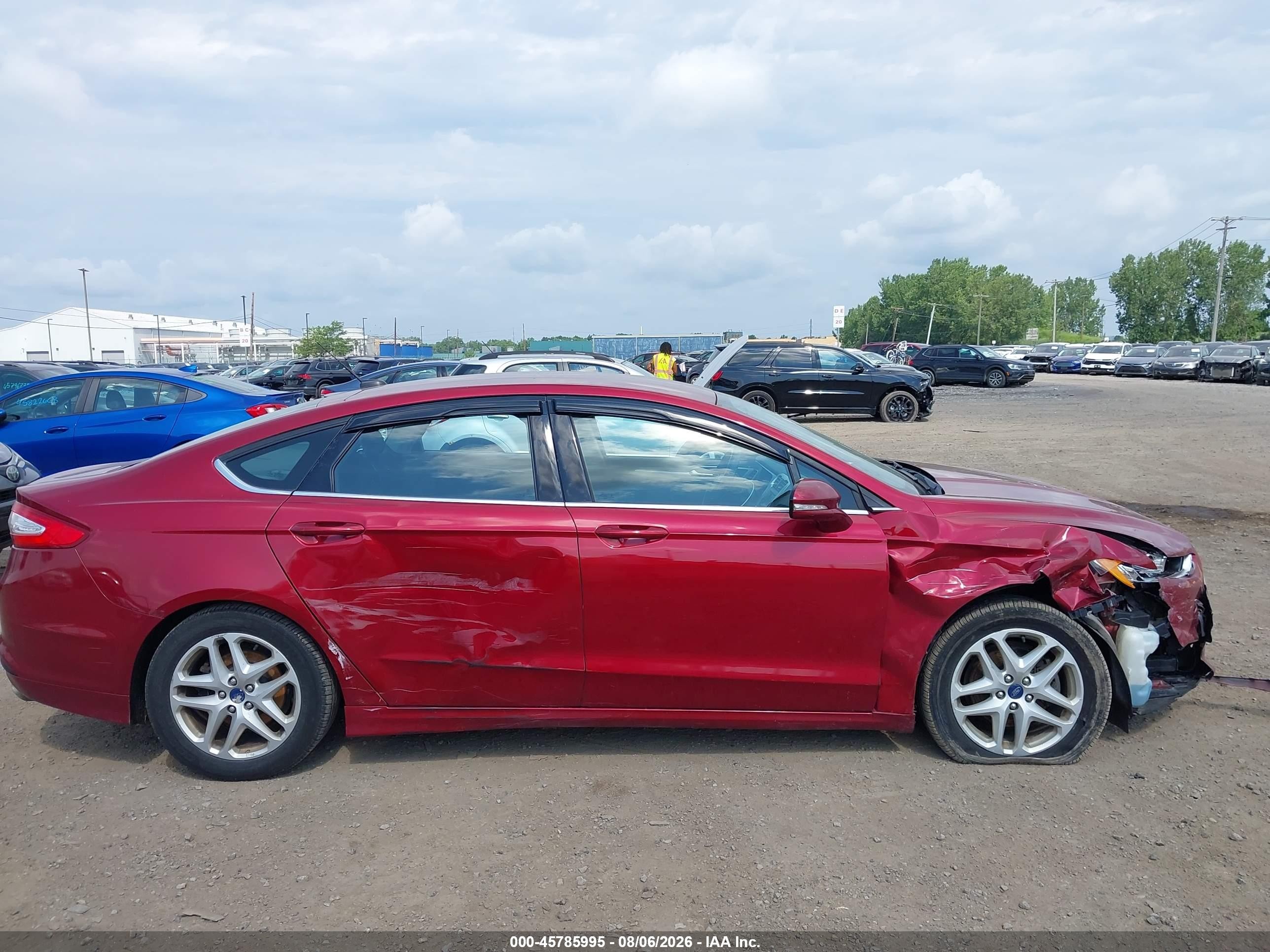 2014 Ford Fusion Se Red vin: 3FA6P0H74ER362854