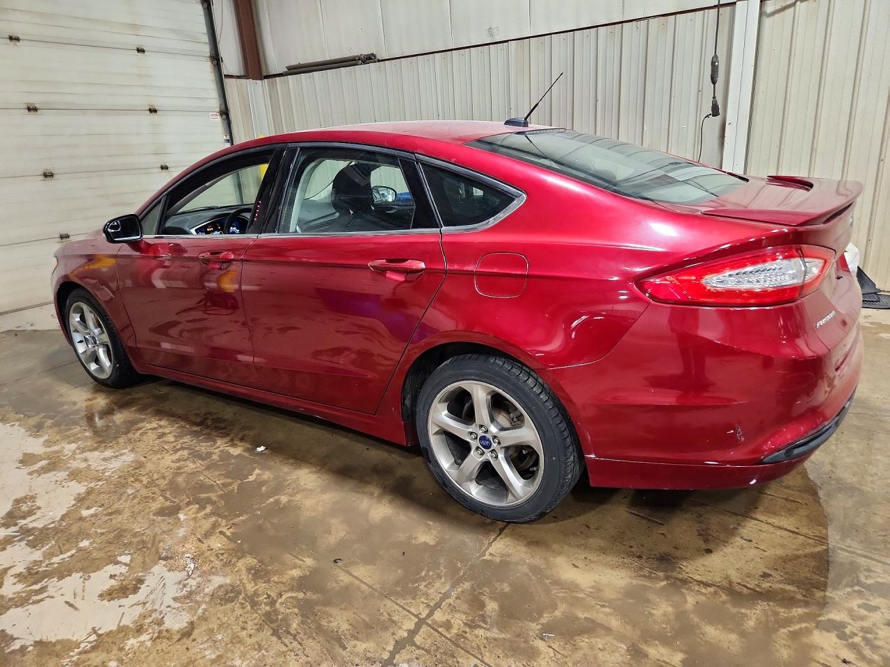 2014 Ford Fusion Se Red vin: 3FA6P0H74ER385311