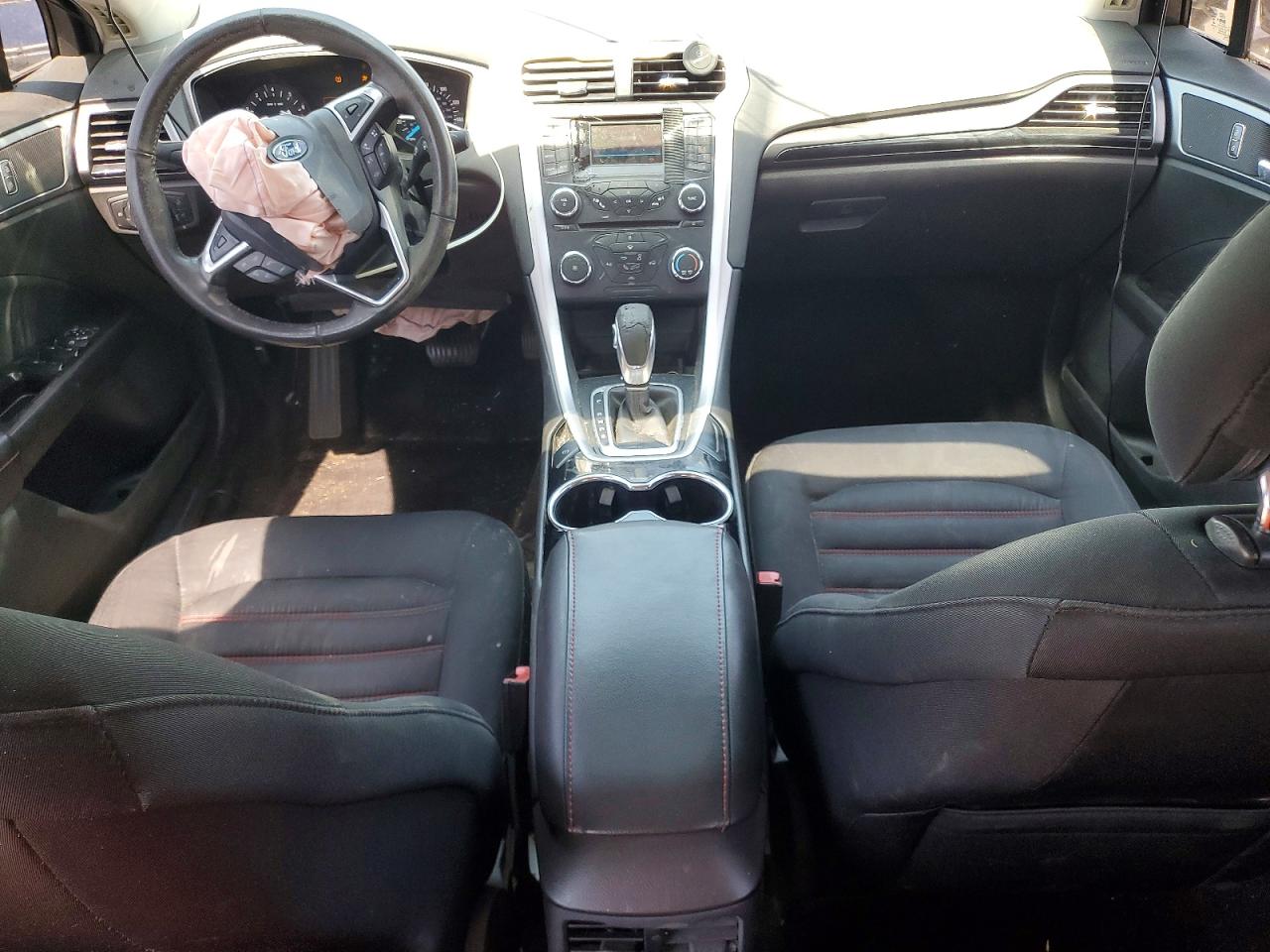 2014 Ford Fusion Se Черный vin: 3FA6P0H74ER392419