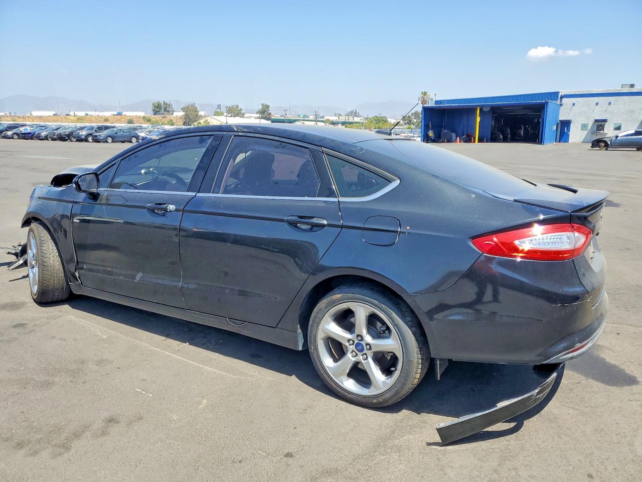 2014 Ford Fusion Se Черный vin: 3FA6P0H74ER392419