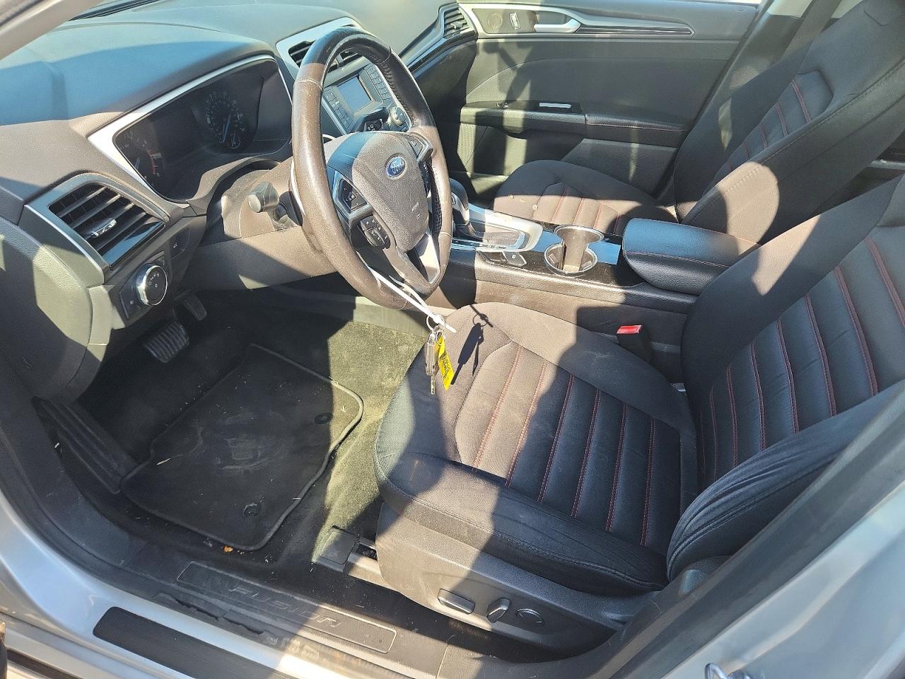 2015 Ford Fusion Se Silver vin: 3FA6P0H74FR150277