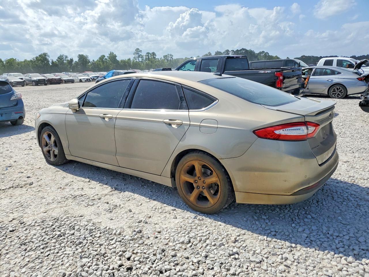 2015 Ford Fusion Se Tan vin: 3FA6P0H74FR189967
