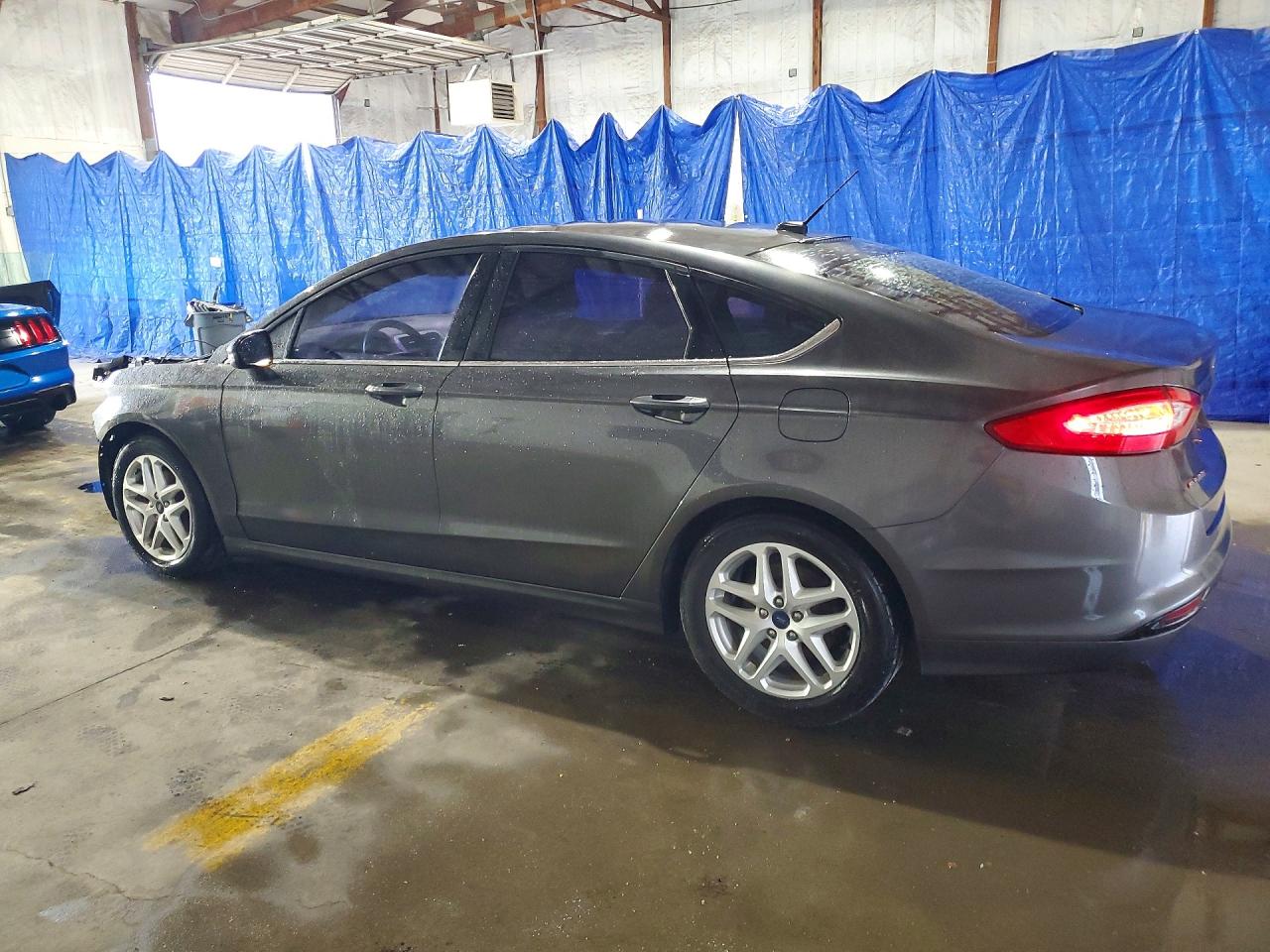 2015 Ford Fusion Se Серый vin: 3FA6P0H74FR198104