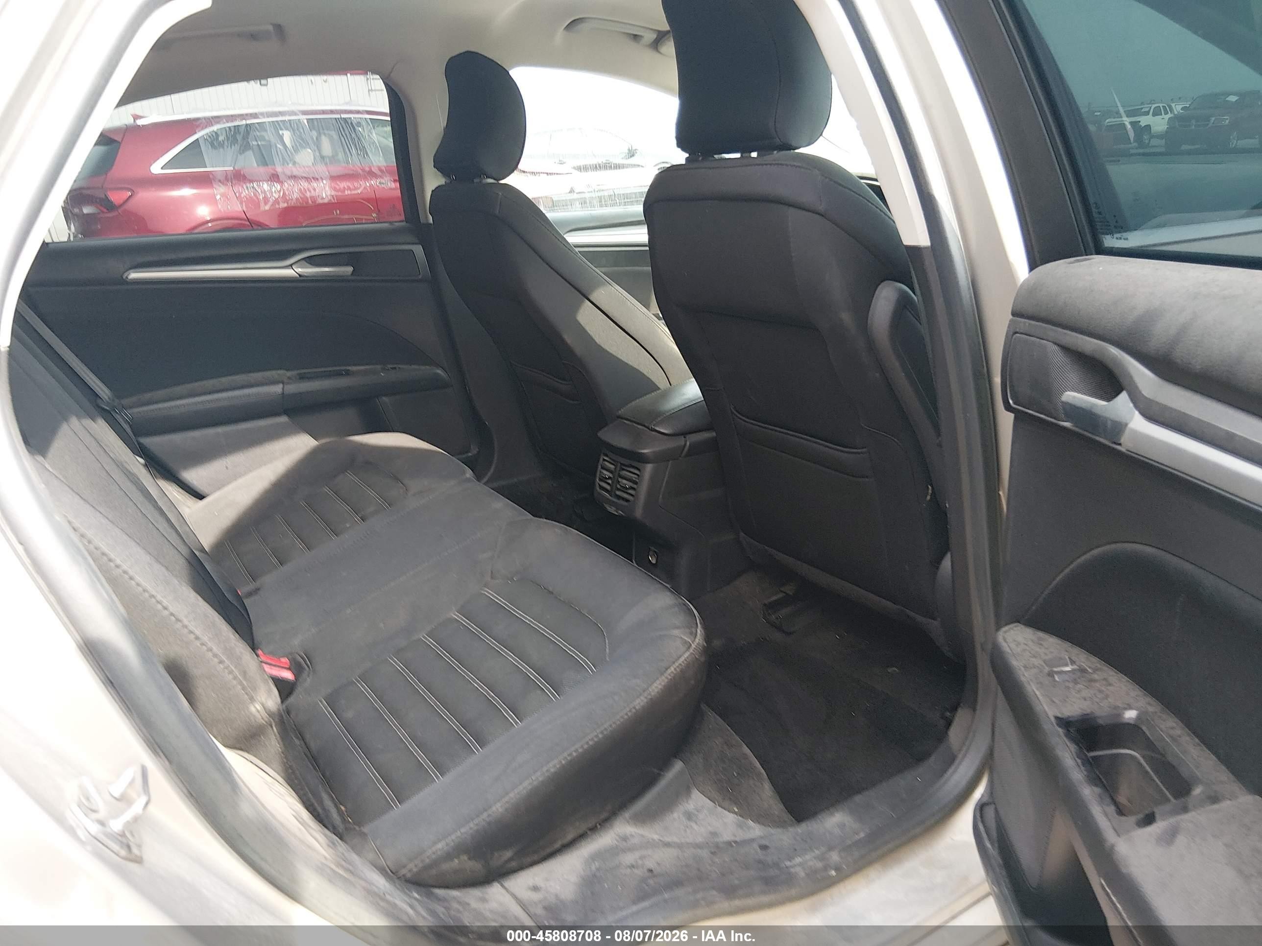 2015 Ford Fusion Se Silver vin: 3FA6P0H74FR198264