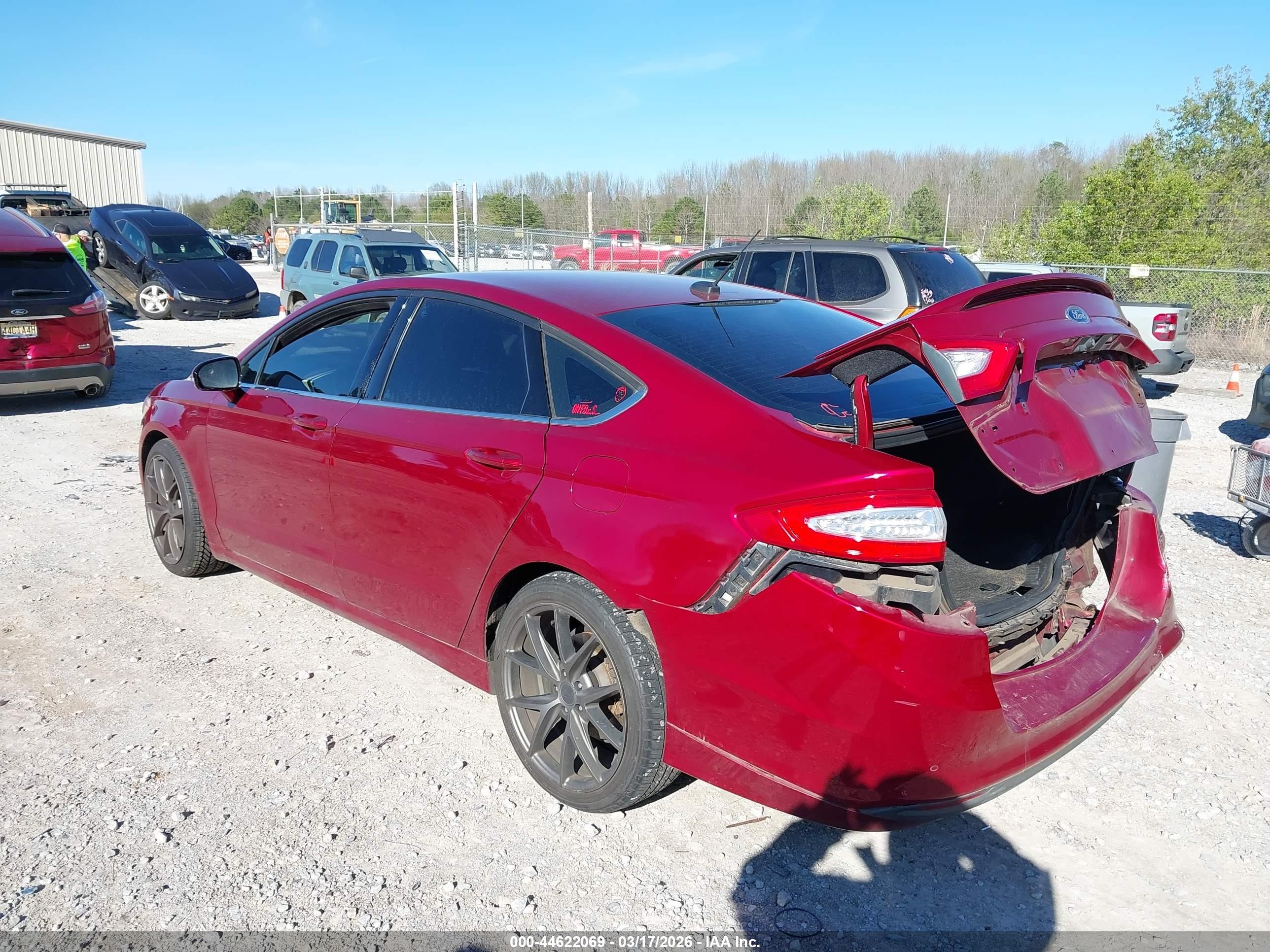 2015 Ford Fusion Se Red vin: 3FA6P0H74FR199124