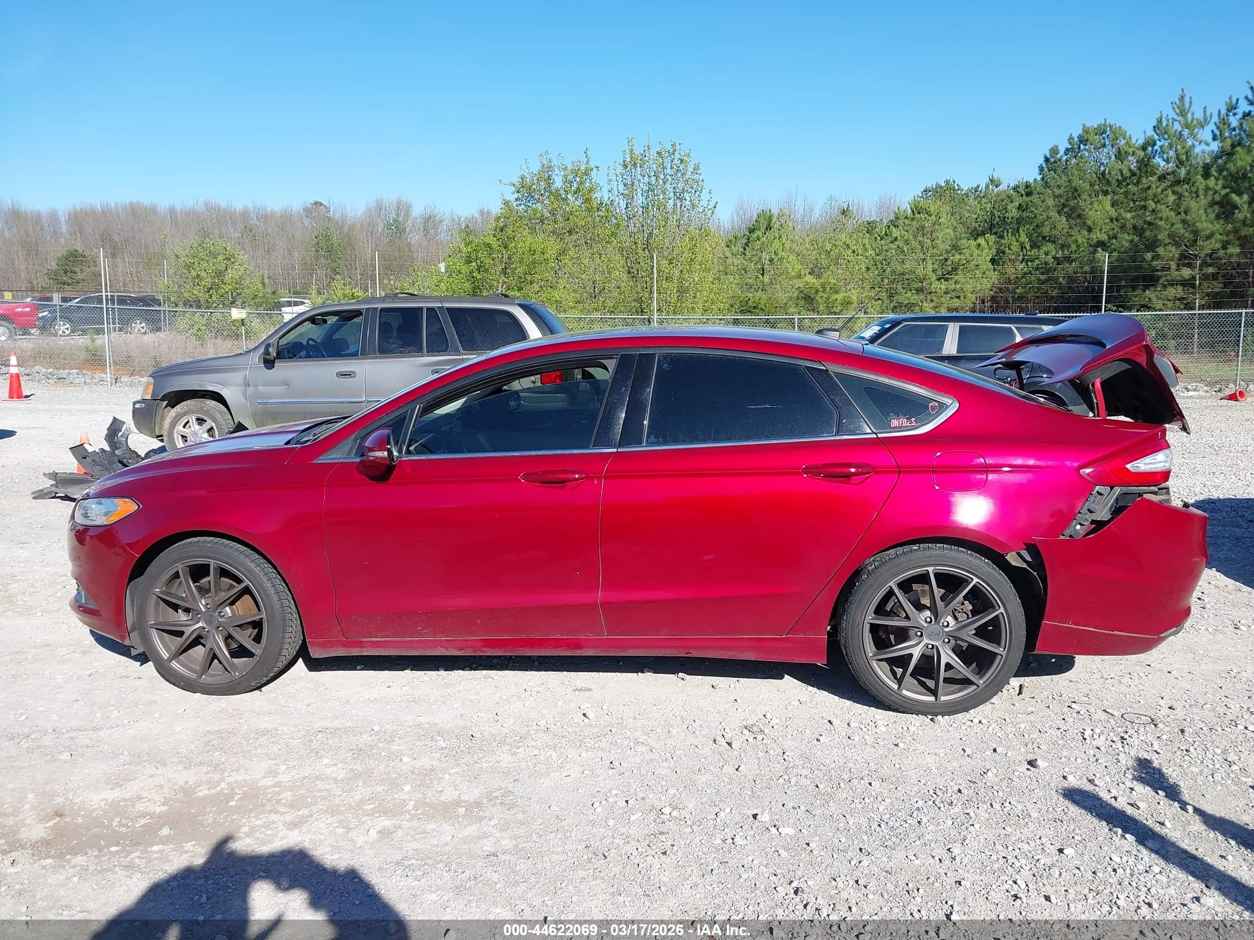 2015 Ford Fusion Se Red vin: 3FA6P0H74FR199124