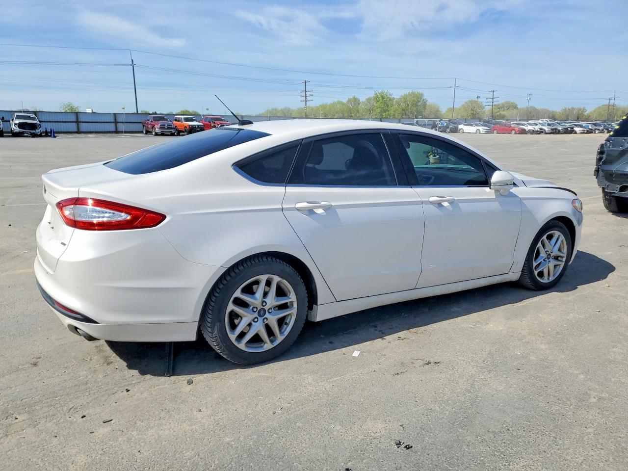 2015 Ford Fusion Se White vin: 3FA6P0H74FR209859