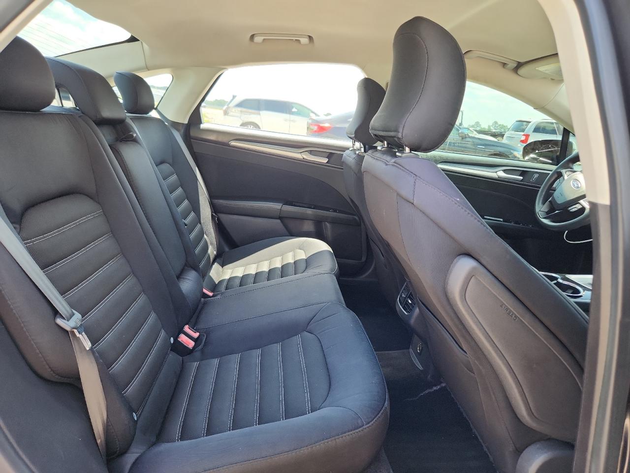 2015 Ford Fusion Se Gray vin: 3FA6P0H74FR214947