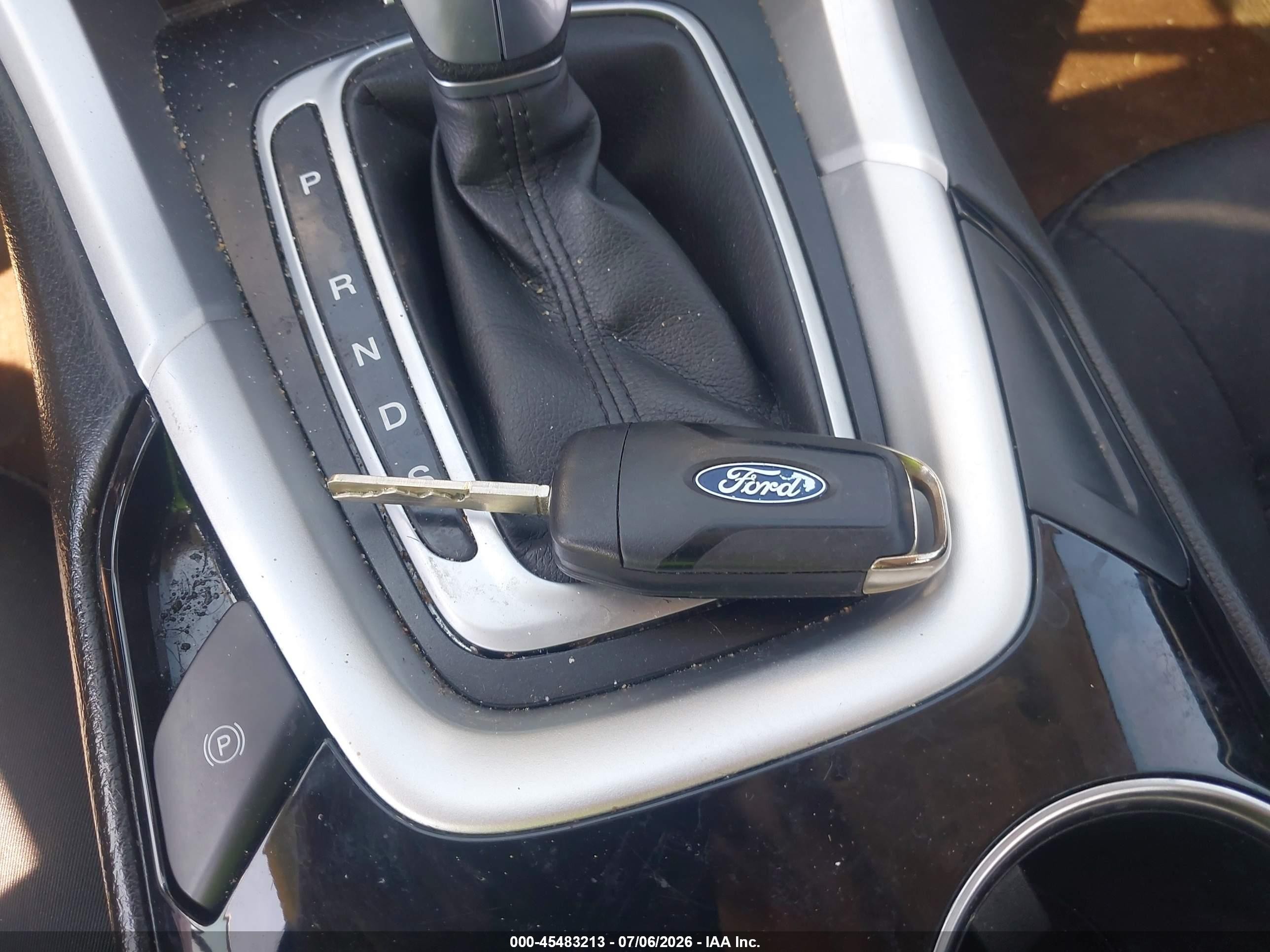 2015 Ford Fusion Se Белый vin: 3FA6P0H74FR231439